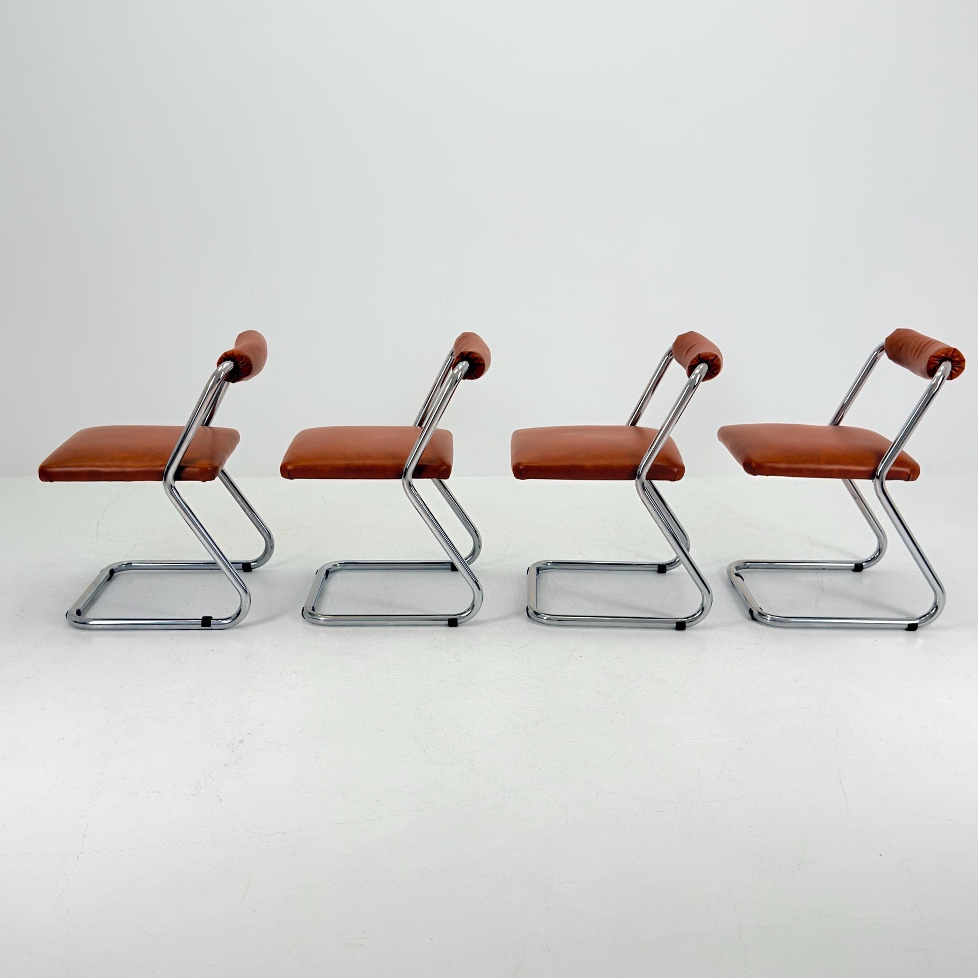 Rare Set of 4 Mid-Century Modern Italian Dining Chairs by Giotto Stoppino, 1980s