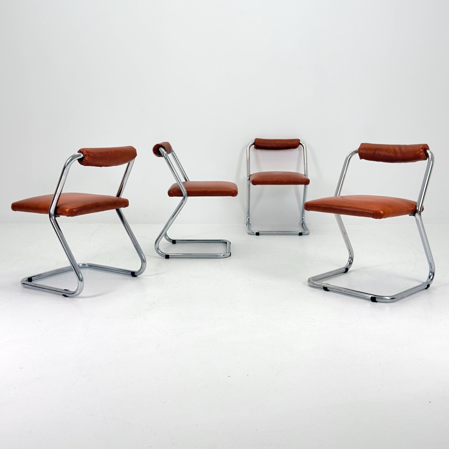 Rare Set of 4 Mid-Century Modern Italian Dining Chairs by Giotto Stoppino, 1980s