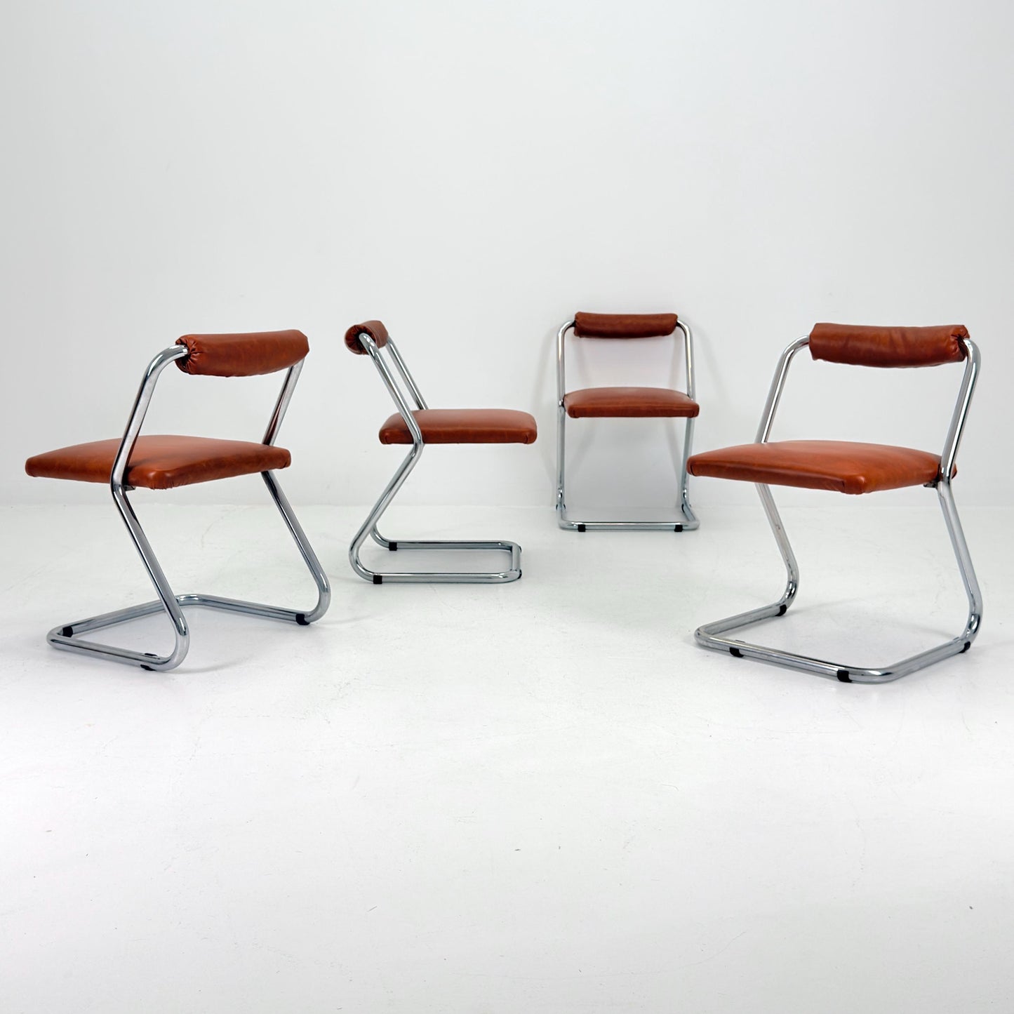 Rare Set of 4 Mid-Century Modern Italian Dining Chairs by Giotto Stoppino, 1980s