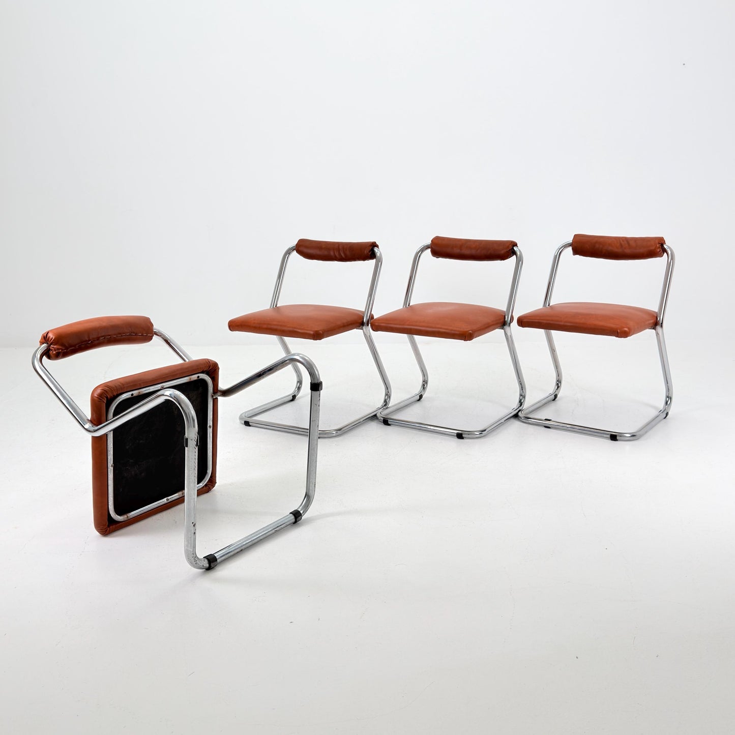 Rare Set of 4 Mid-Century Modern Italian Dining Chairs by Giotto Stoppino, 1980s