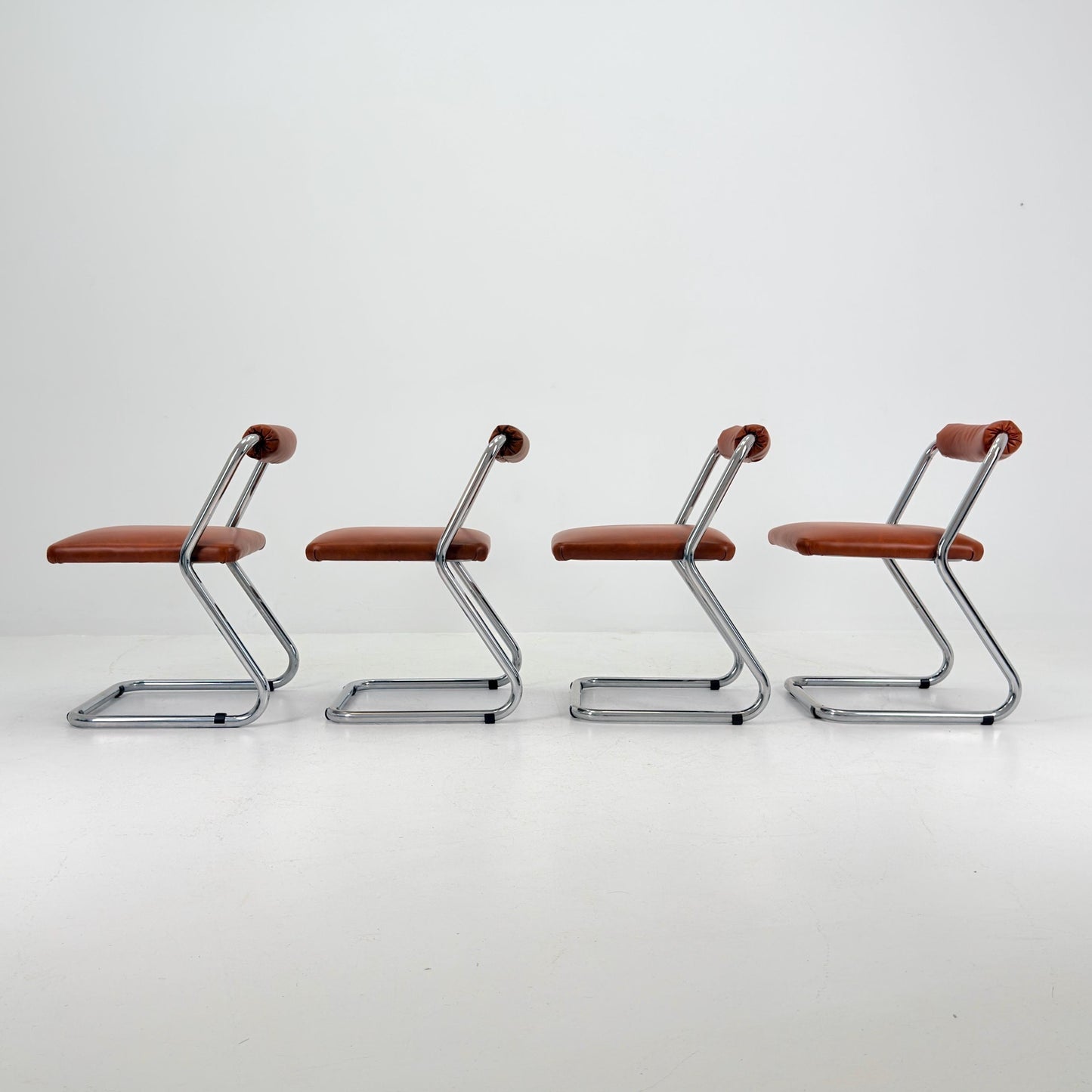 Rare Set of 4 Mid-Century Modern Italian Dining Chairs by Giotto Stoppino, 1980s