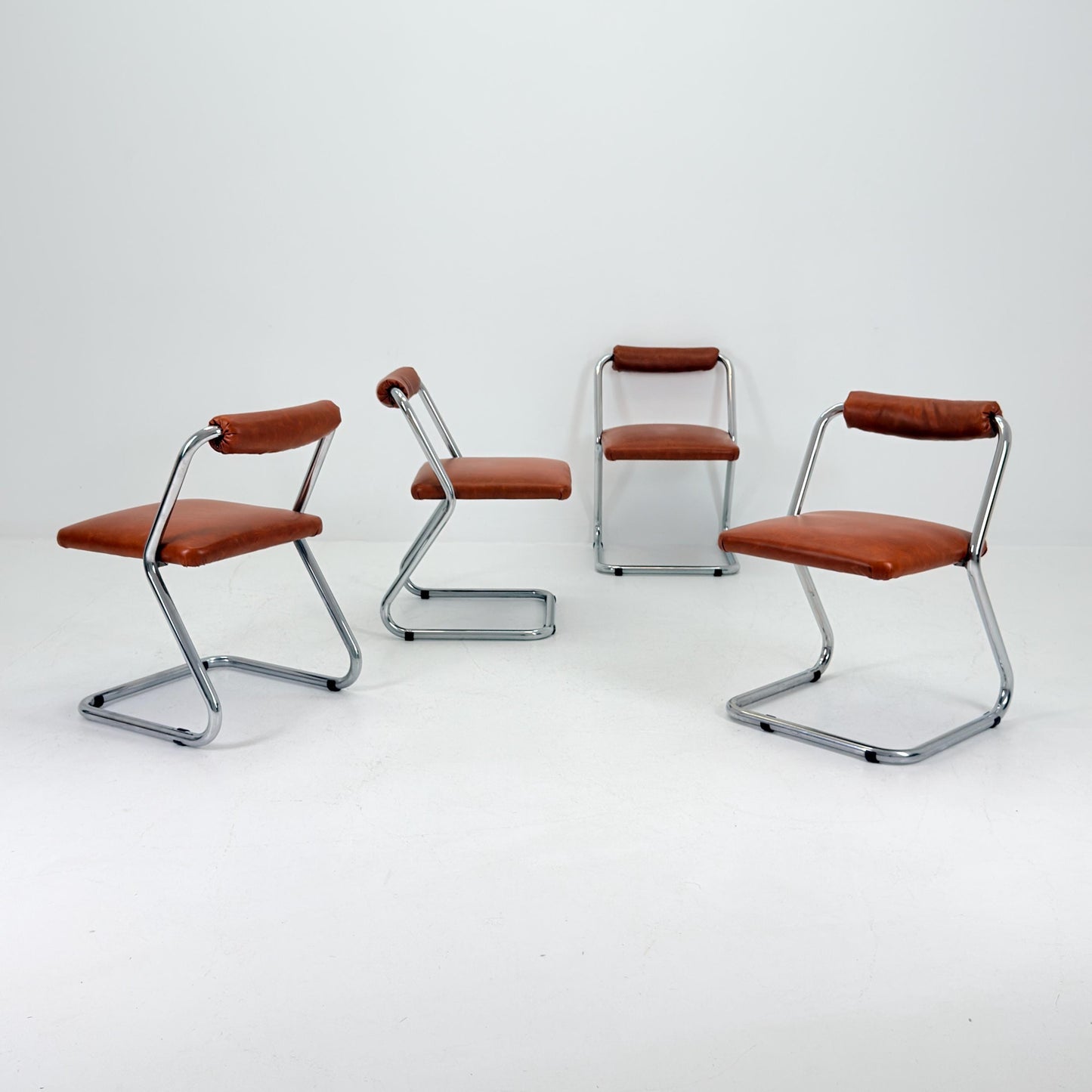 Rare Set of 4 Mid-Century Modern Italian Dining Chairs by Giotto Stoppino, 1980s