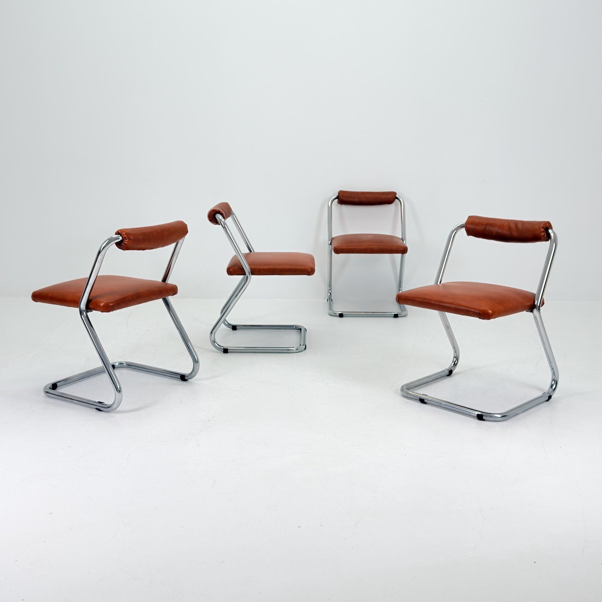 Rare Set of 4 Mid-Century Modern Italian Dining Chairs by Giotto Stoppino, 1980s