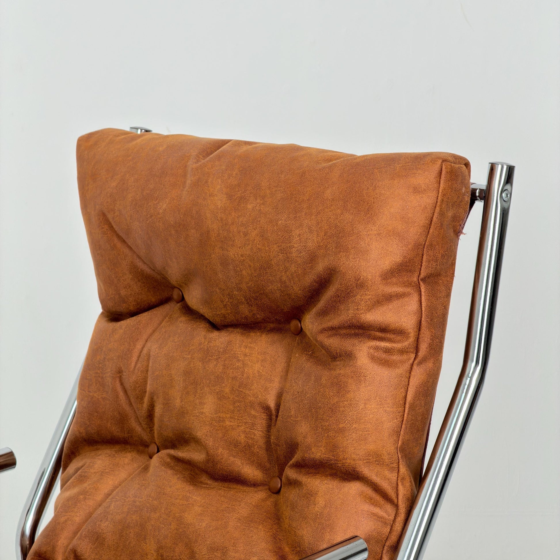 Mid century leather lounge chair By Gillis Lundgren Ikea Hoss Sweden 1970s