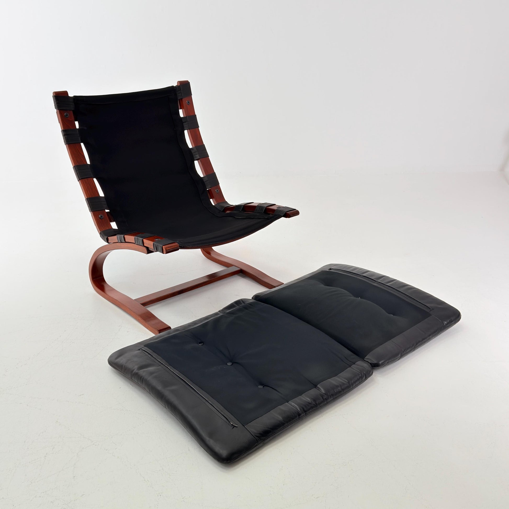 1of 4 Mid century Kangu Lounge Chairs by Elsa Solheim and Nordahl Solheim for Rybo 1970s