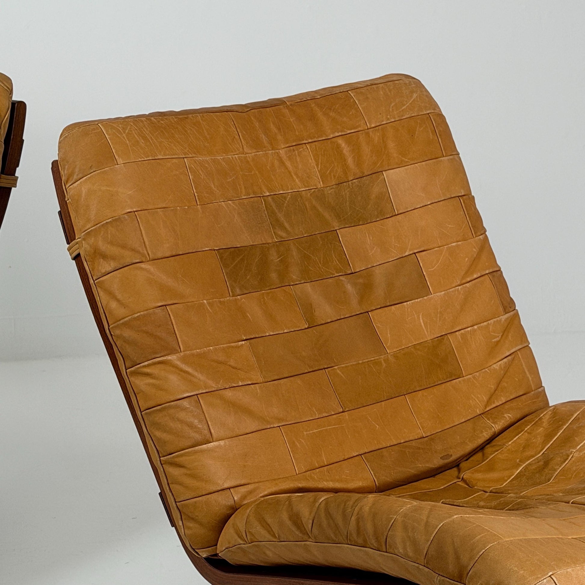 Set of 2 Mid century Norwegian Kengu leather lounge chairs by Elsa & Nordahl Solheim for Rybo Rykken - 1970s Norway