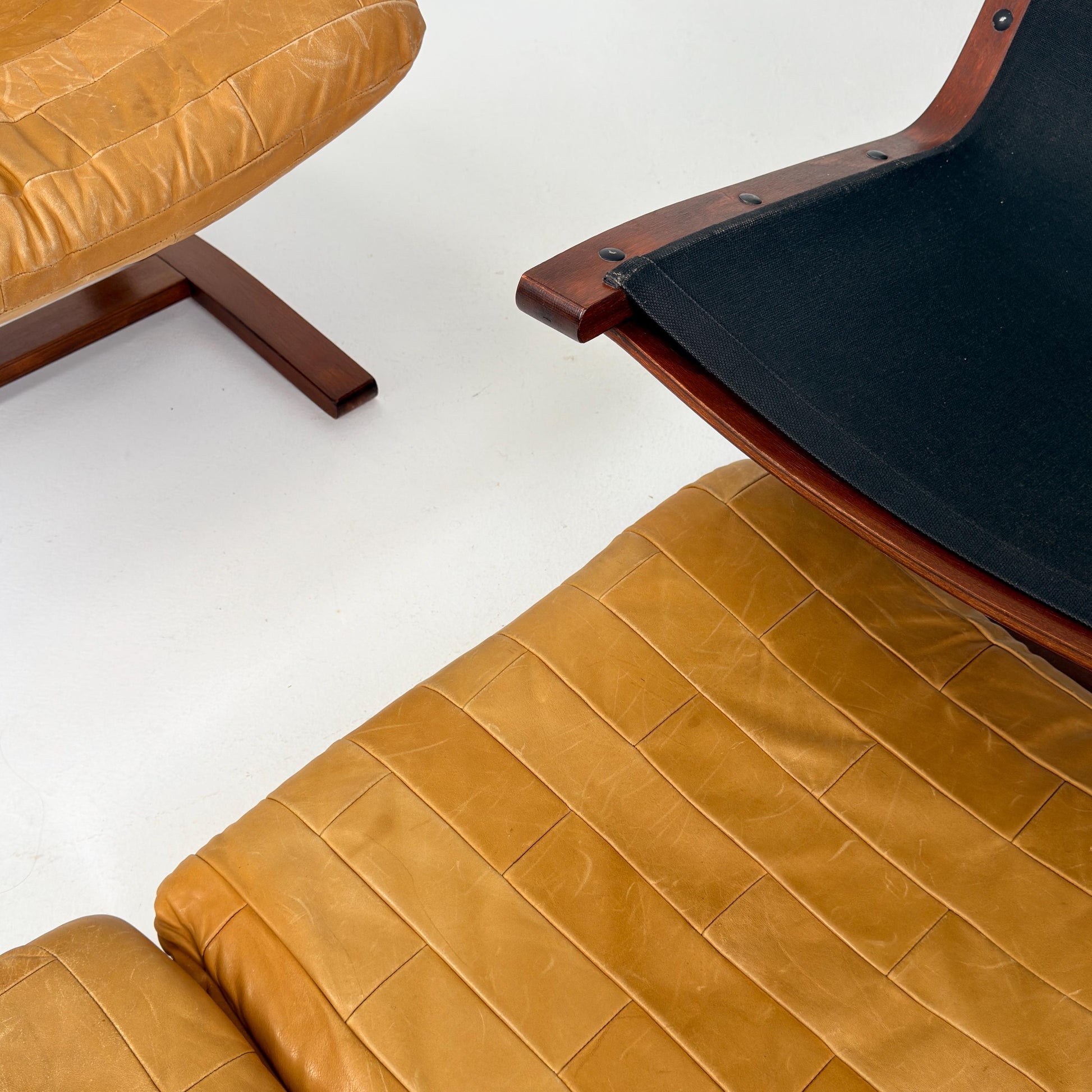 Set of 2 Mid century Norwegian Kengu leather lounge chairs by Elsa & Nordahl Solheim for Rybo Rykken - 1970s Norway