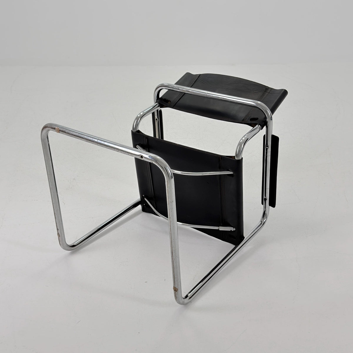 Mid-Century Bauhaus S34 black leather Armchair by Centro Studio Italy, 1980s