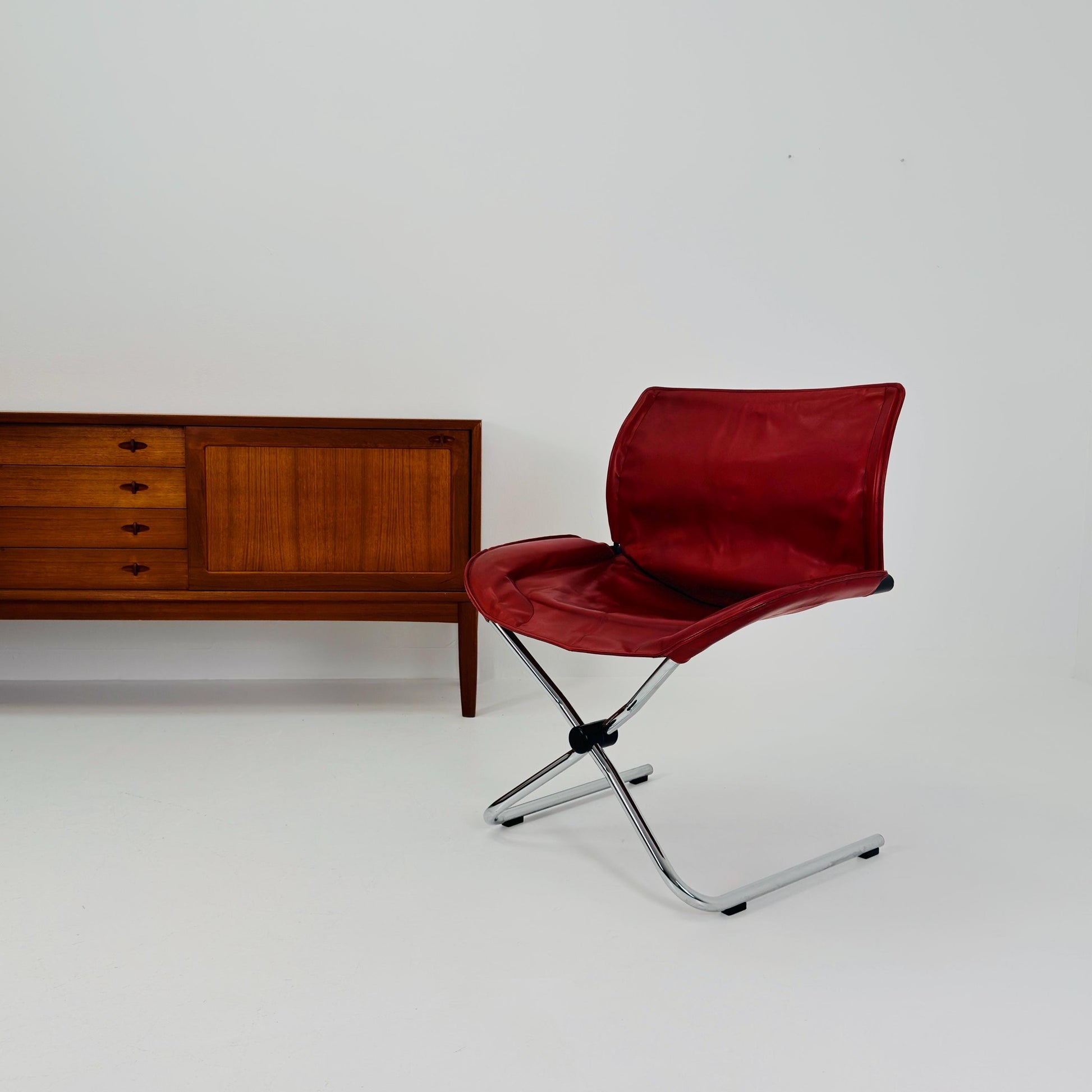 Rare Mid Century Simon Desanta Leather Lounge Chair for COR Germany, 1980s