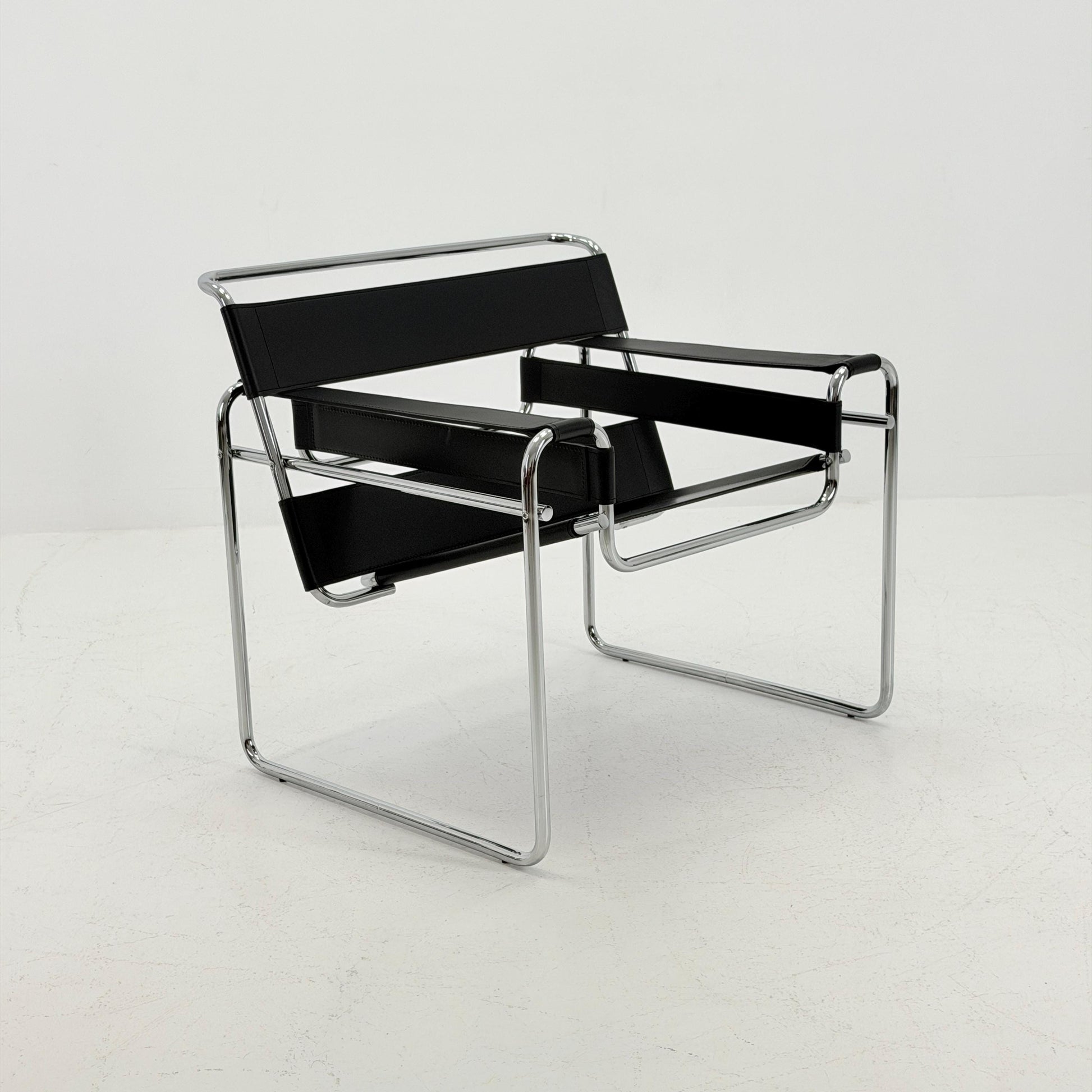 Mid century black B3 WASSILY Bauhaus Lounge armchair by Marcel Brauer 1980s Italy
