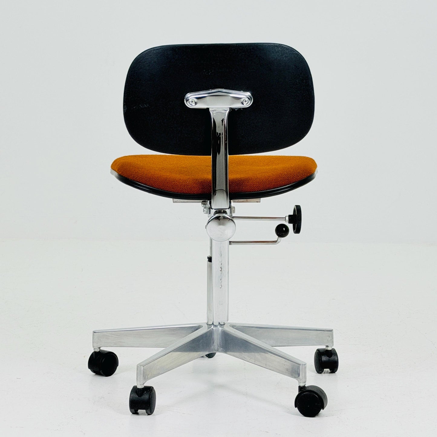 Mid century Space age swivel office chair by neudörfler Germany 1970s