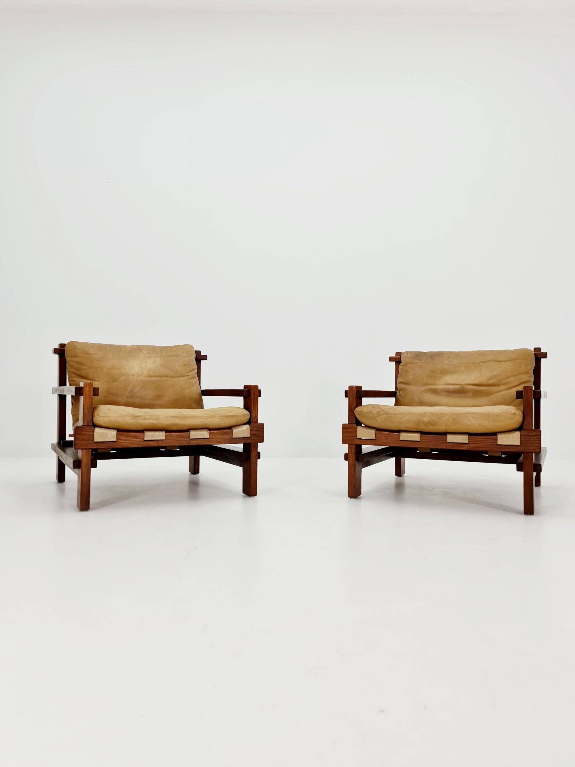 mid century armchairs Set with coffe table in leather and wood By Carl Straub Germany , 1960s