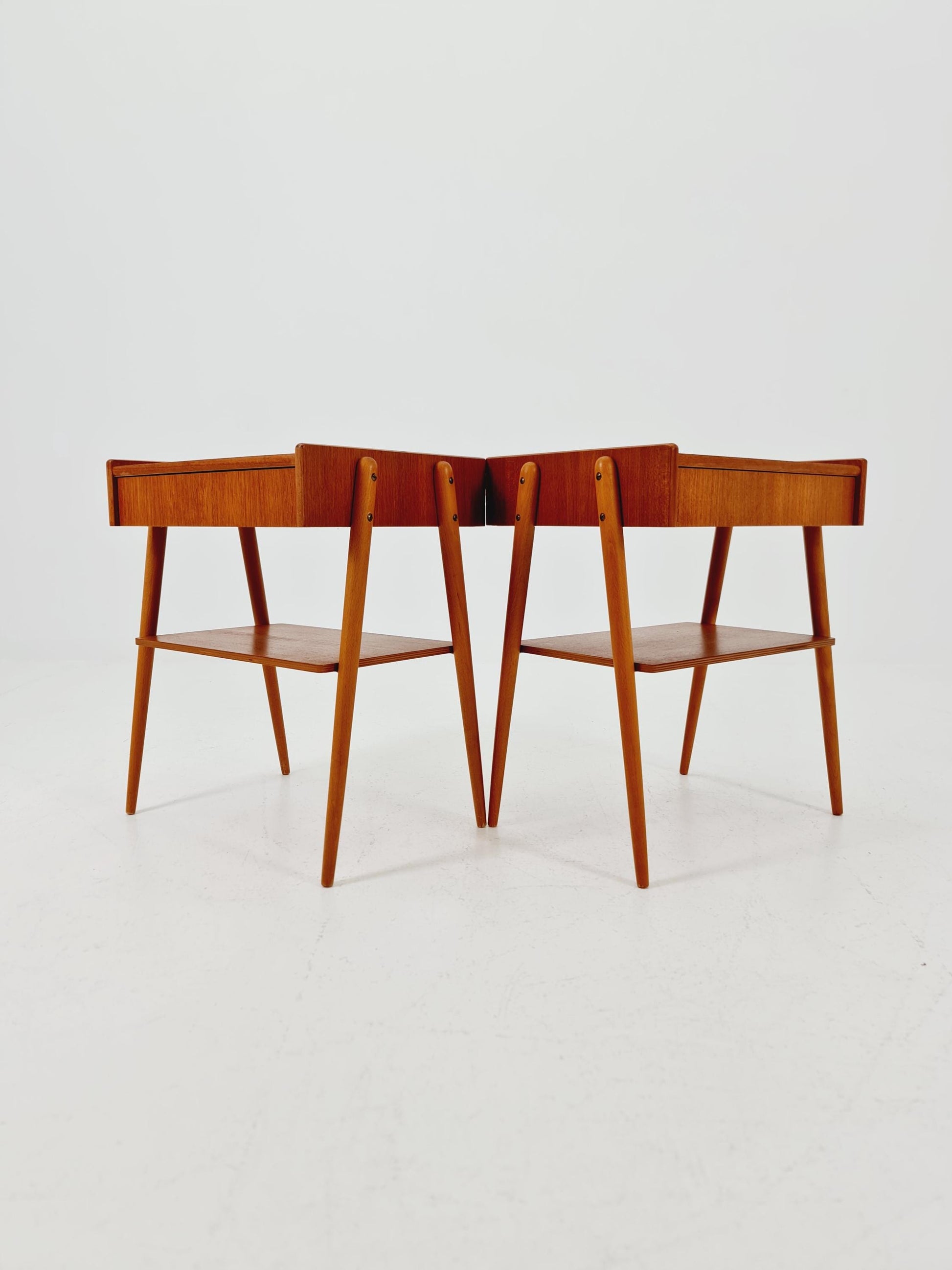 Pair of Swedish Midcentury Teak Vintage Side table/ Bedside table/ Night stand by Carlström & Co, 1960s