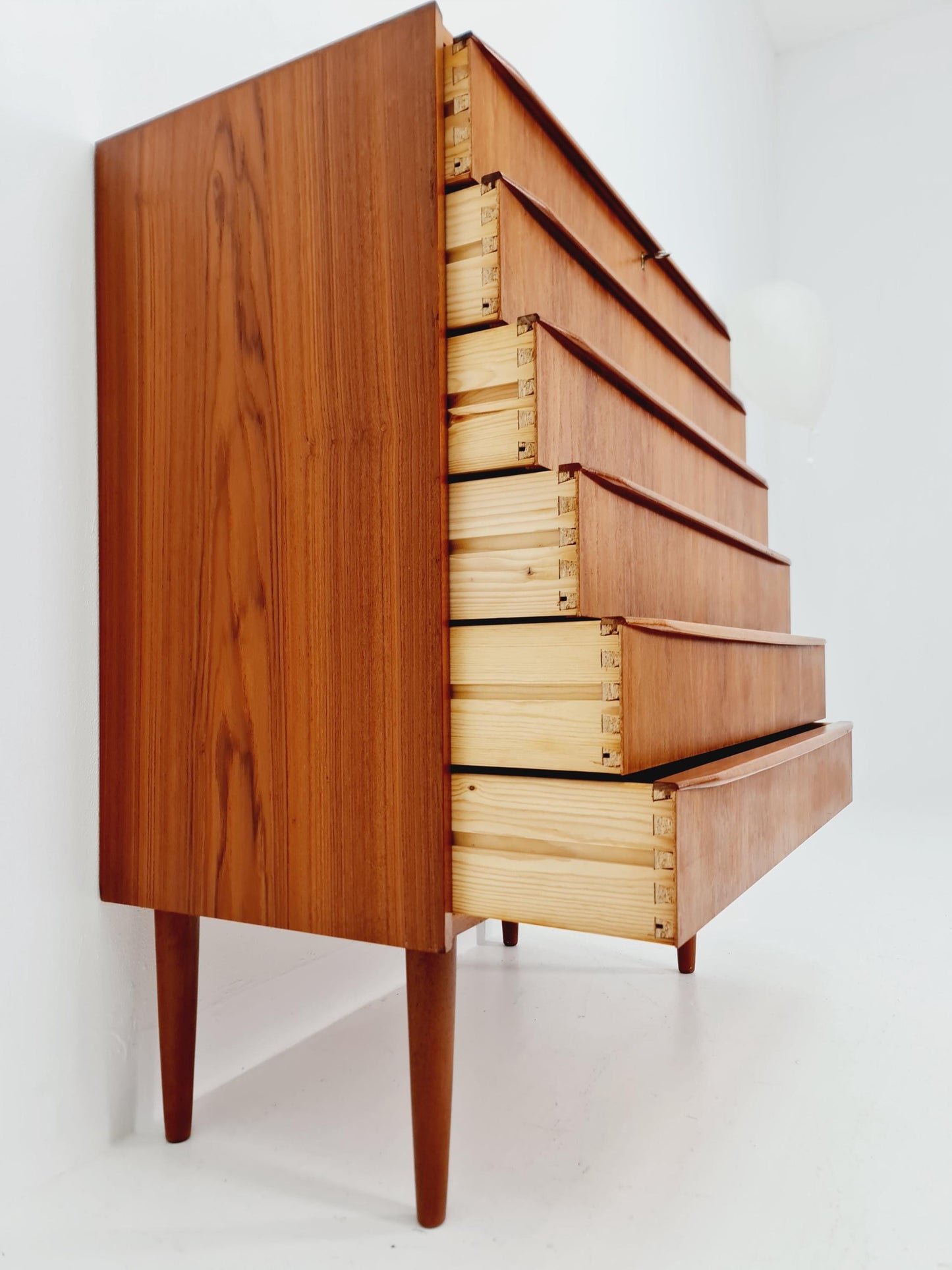 Midcentury danish design chest of drawers By Tylvad Hansen 1960s
