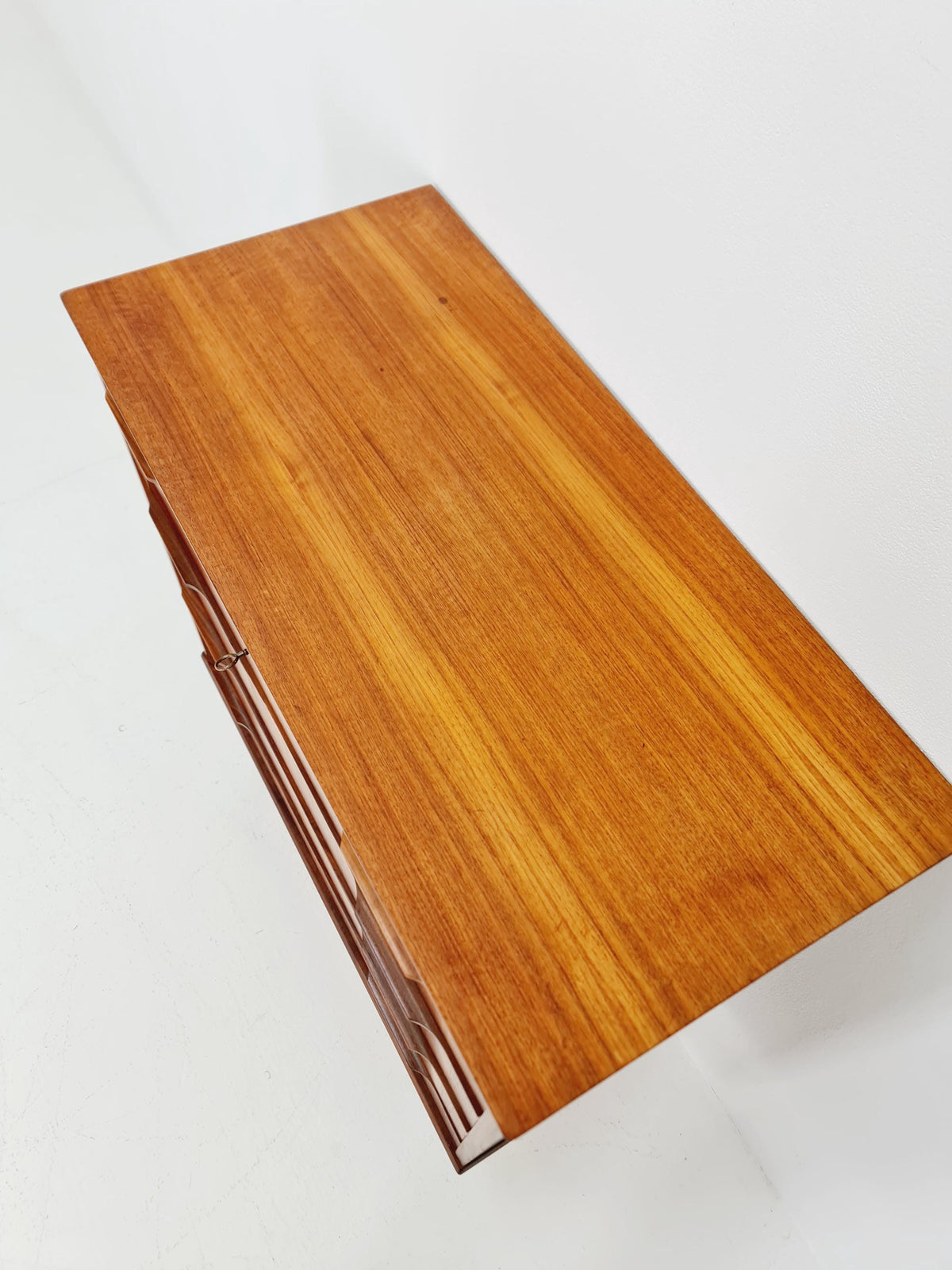 Midcentury danish design chest of drawers / drawer dresser /4 drawers cabinet By Ejsing Möbelfabrik 1960s