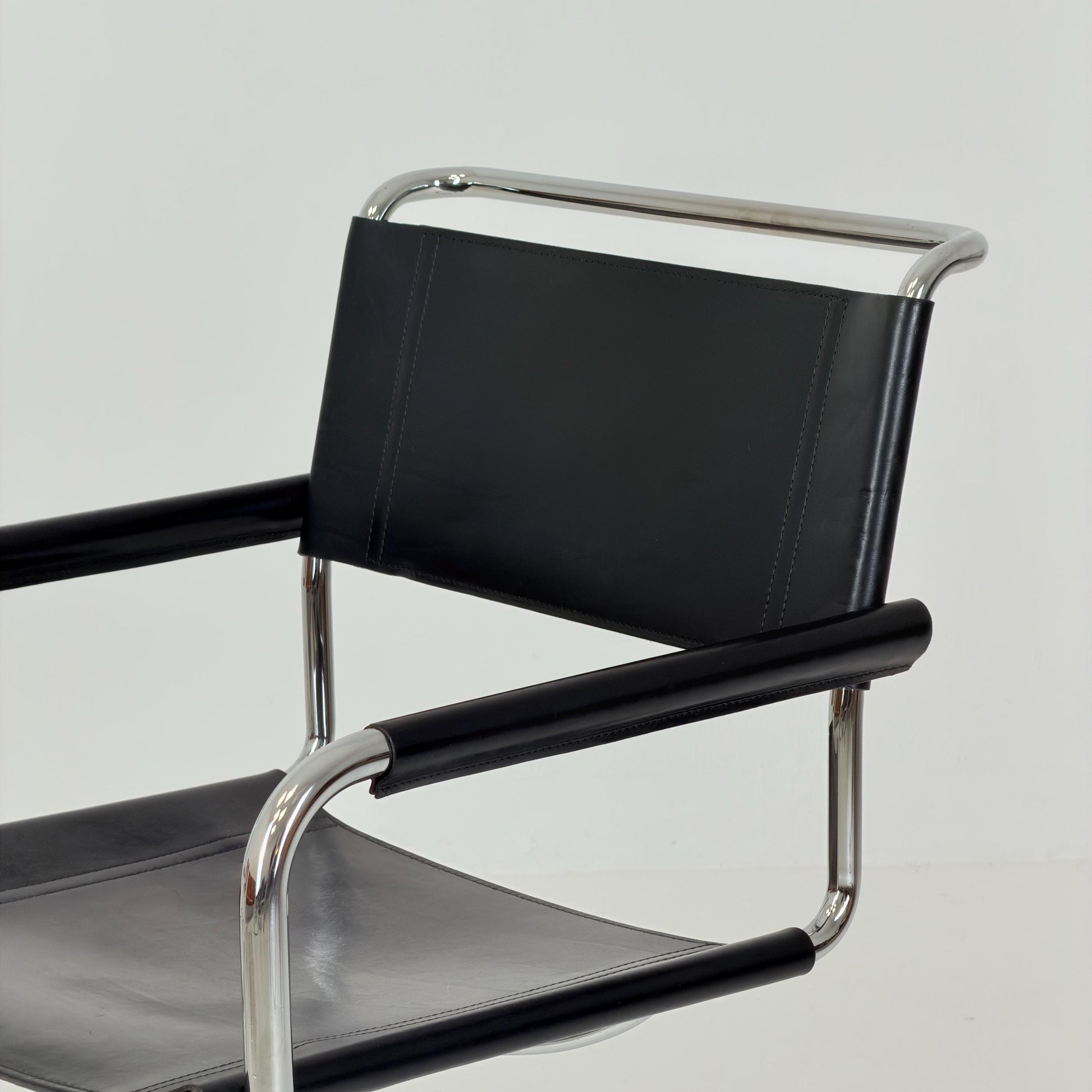 1 of 25 Mid Century Bauhaus S34 Cantilever Armchair by Mart Stam for Italia Mobilia, Black Leather & Chrome, Italy 1980s