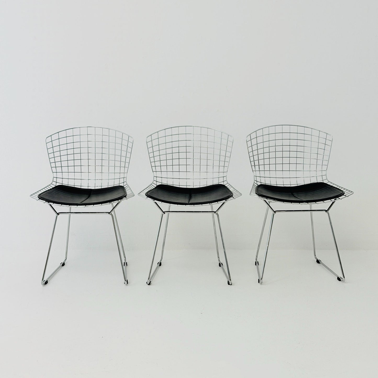 1 of 3 Mid Century Wire Chrom side Chair by Harry Bertoia , 1980s Germany