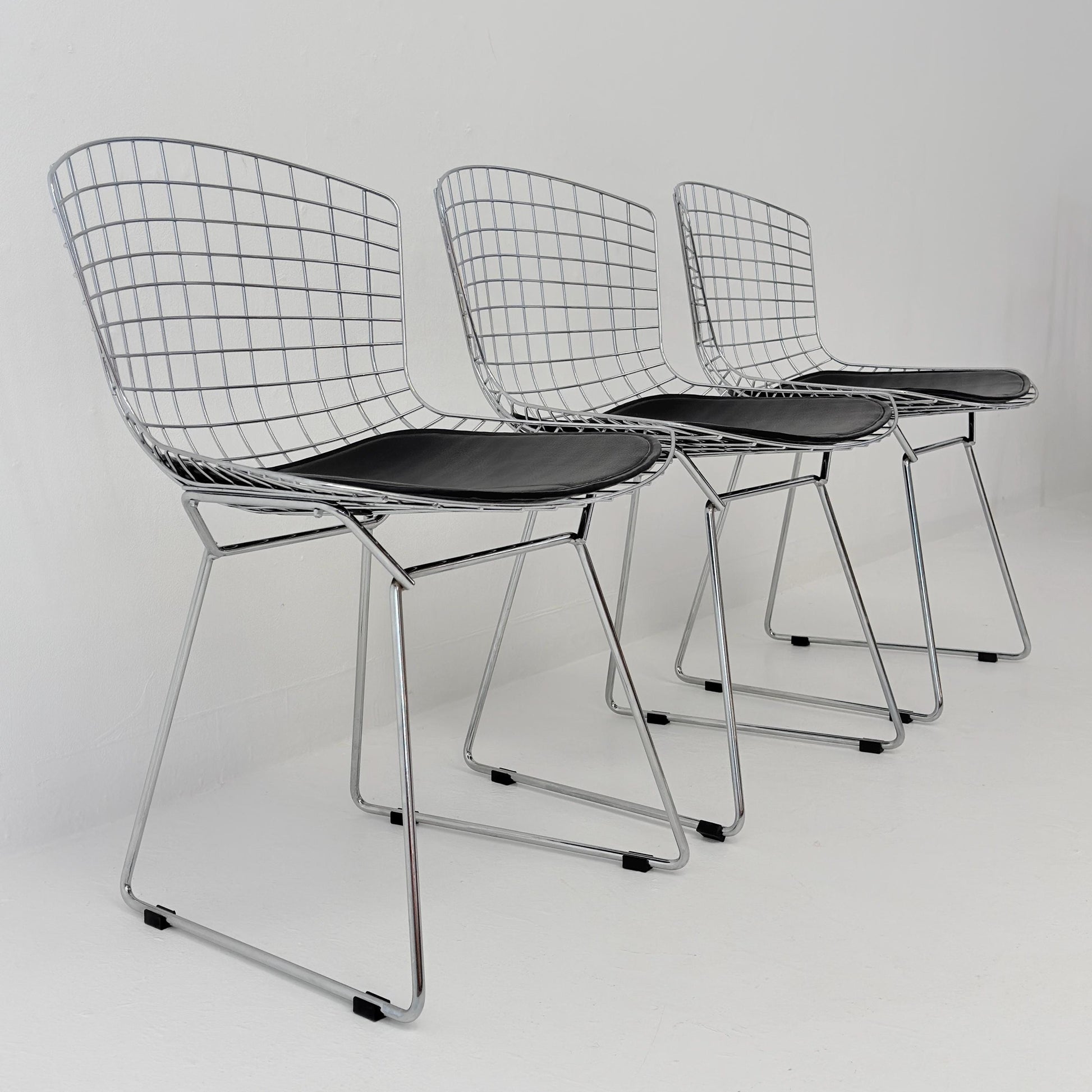 1 of 3 Mid Century Wire Chrom side Chair by Harry Bertoia , 1980s Germany