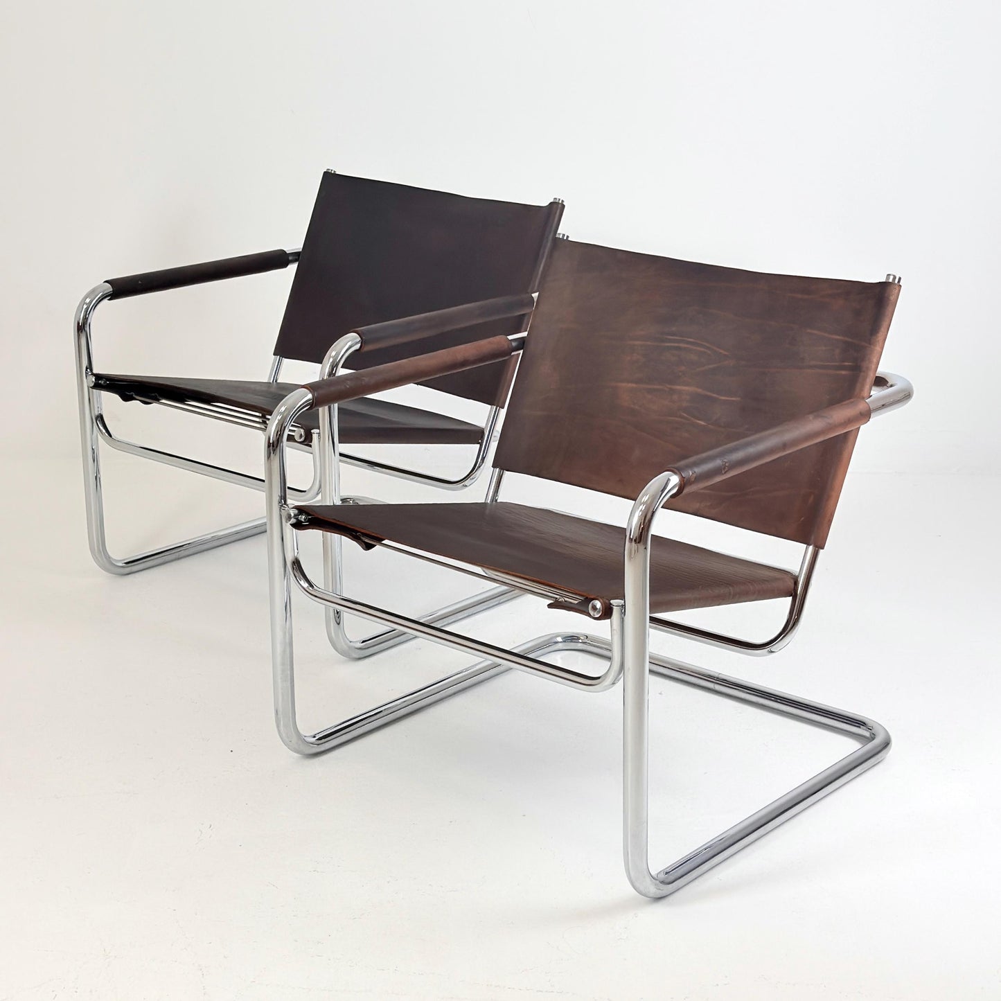 Rare Mid Century Rondo Cantilever Lounge Armchair by Heinrich Pfalzberger – Chocolate Brown Leather, Swiss Design 1960s,