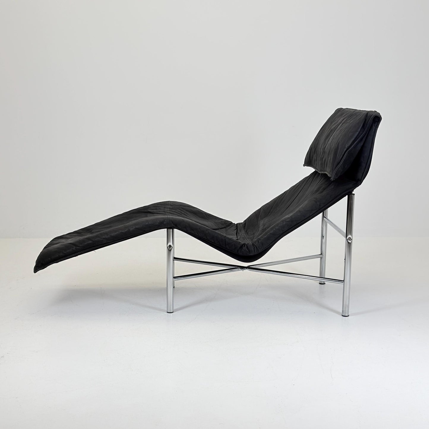 Post Modern Tord Björklund “Skye” Chaise Lounge for Ikea, Sweden, circa 1970s