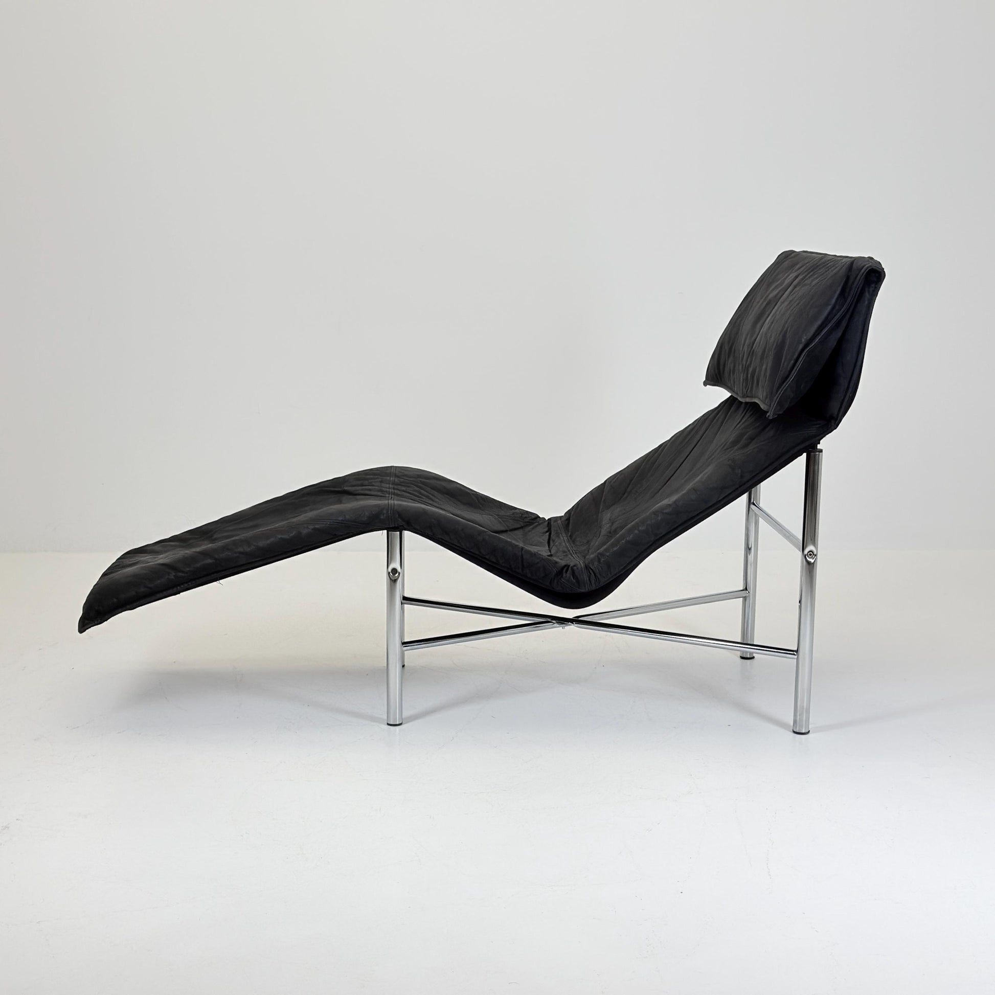 Post Modern Tord Björklund “Skye” Chaise Lounge for Ikea, Sweden, circa 1970s