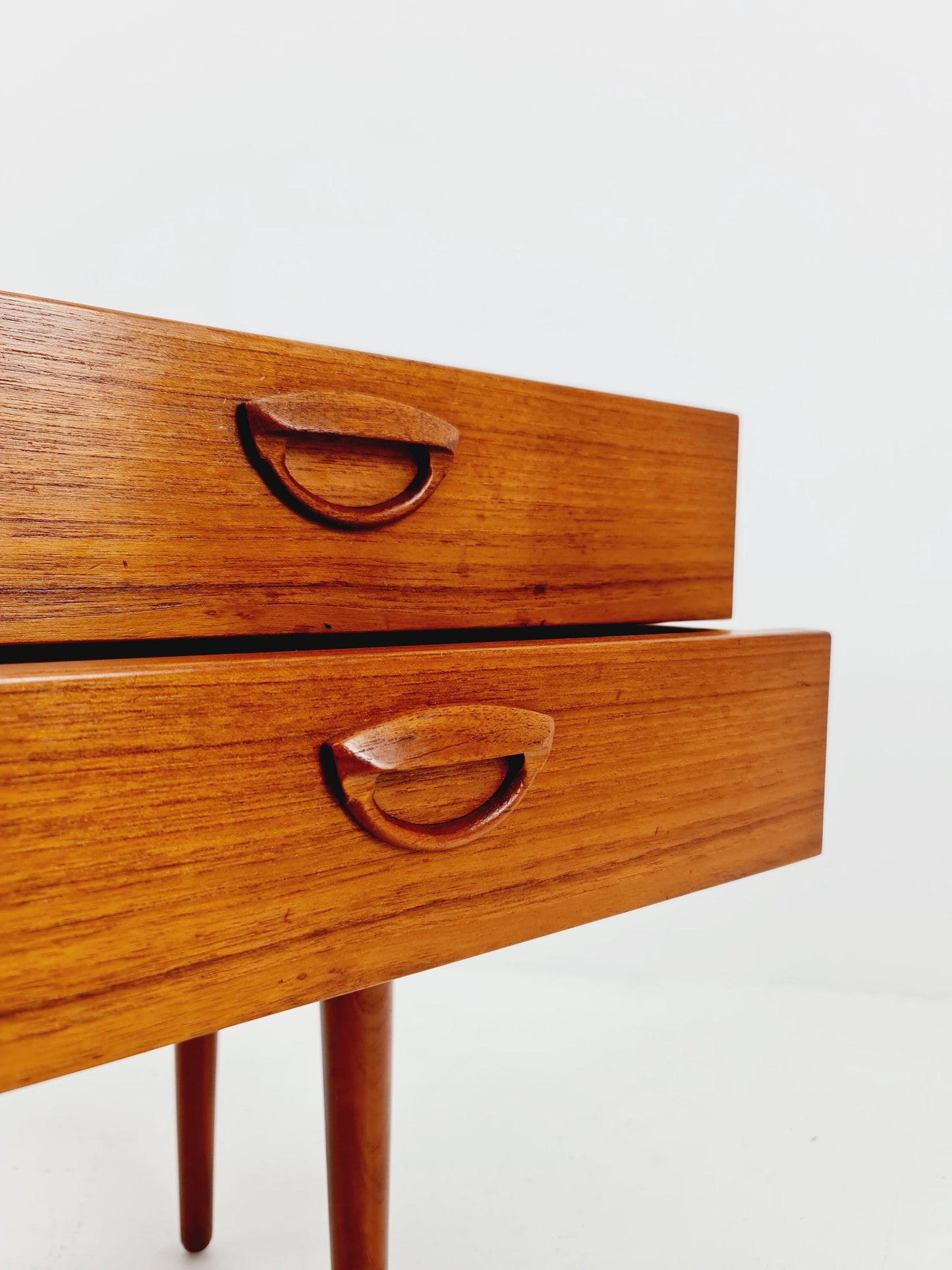 Midcentury danish design chest of drawers By KAi Kristiansen 1960s