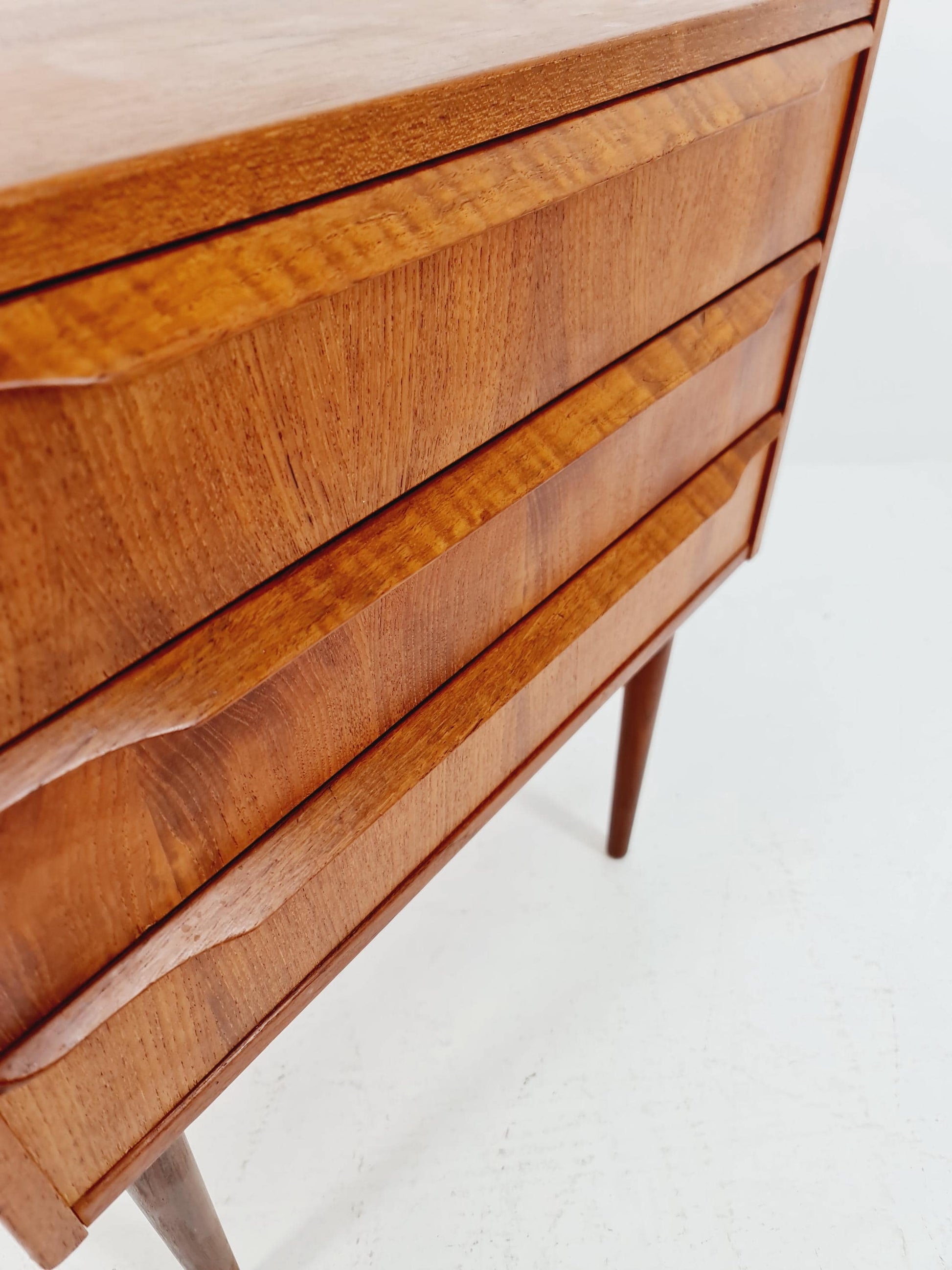 Midcentury danish drawer dresser /3 drawers 1960s