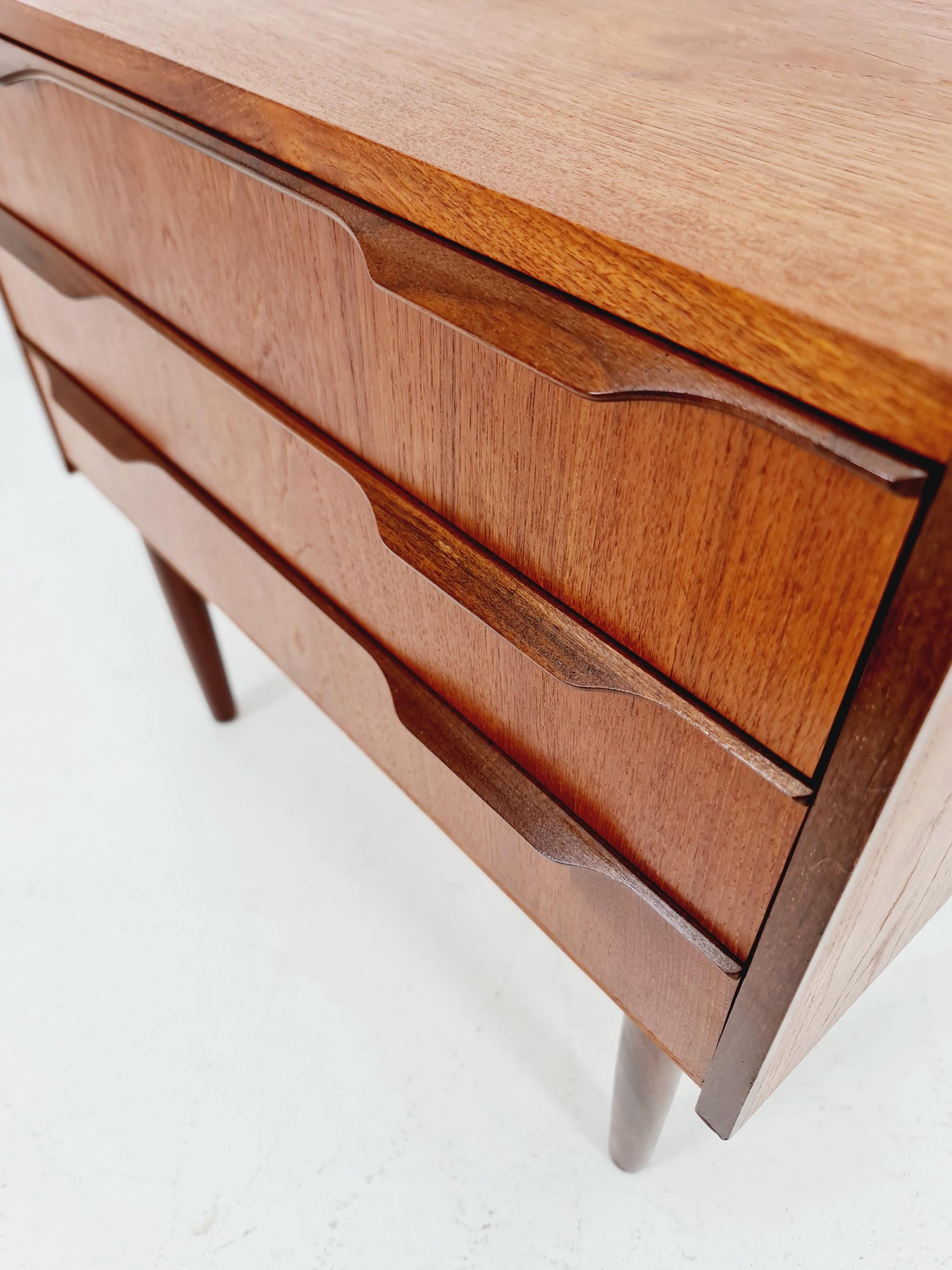Midcentury danish drawer dresser /3 drawers 1960s