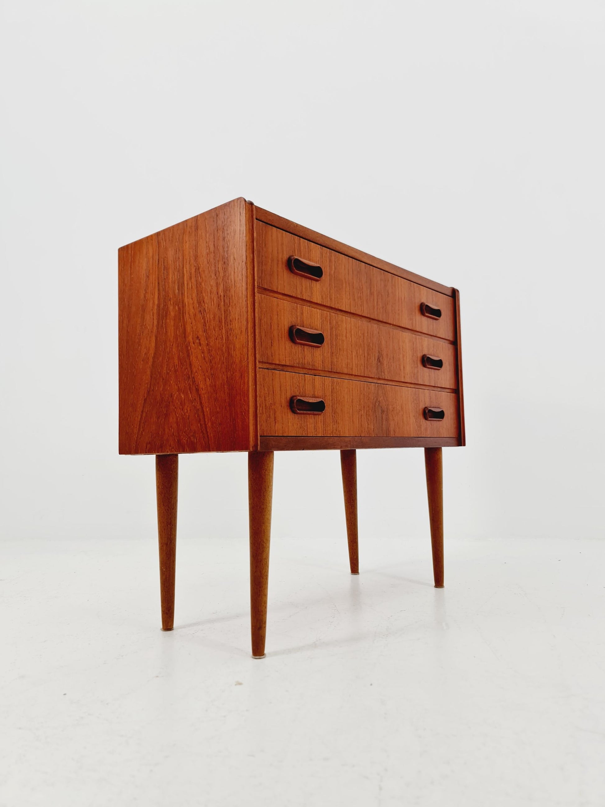 Midcentury danish drawer dresser /3 drawers 1960s