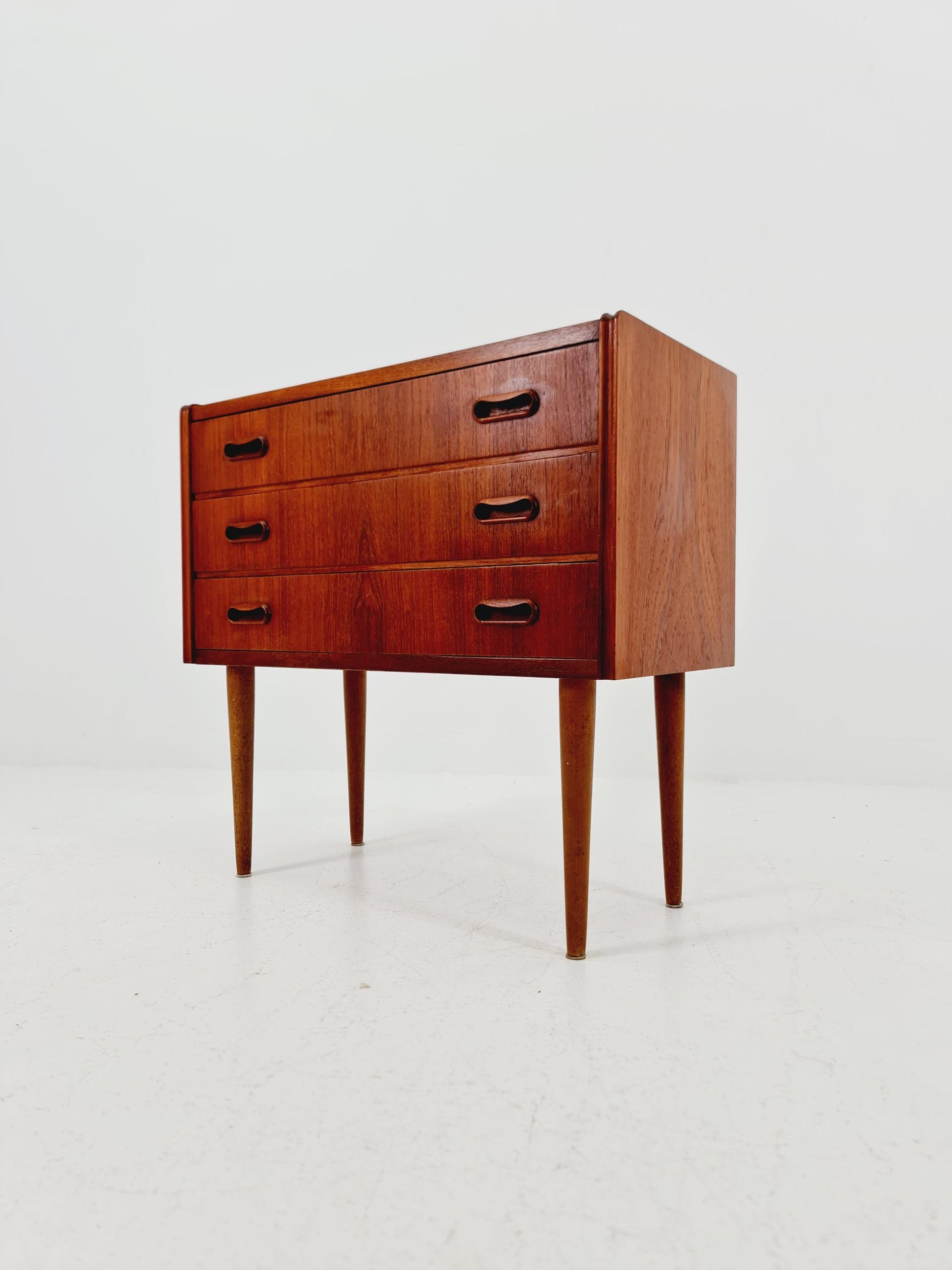 Midcentury danish drawer dresser /3 drawers 1960s