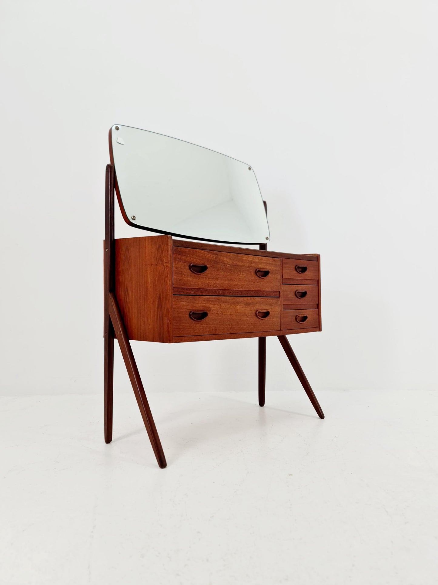 Rare Mid Century Modern Danish Teak vanity table/ make up table by G&T, 1960