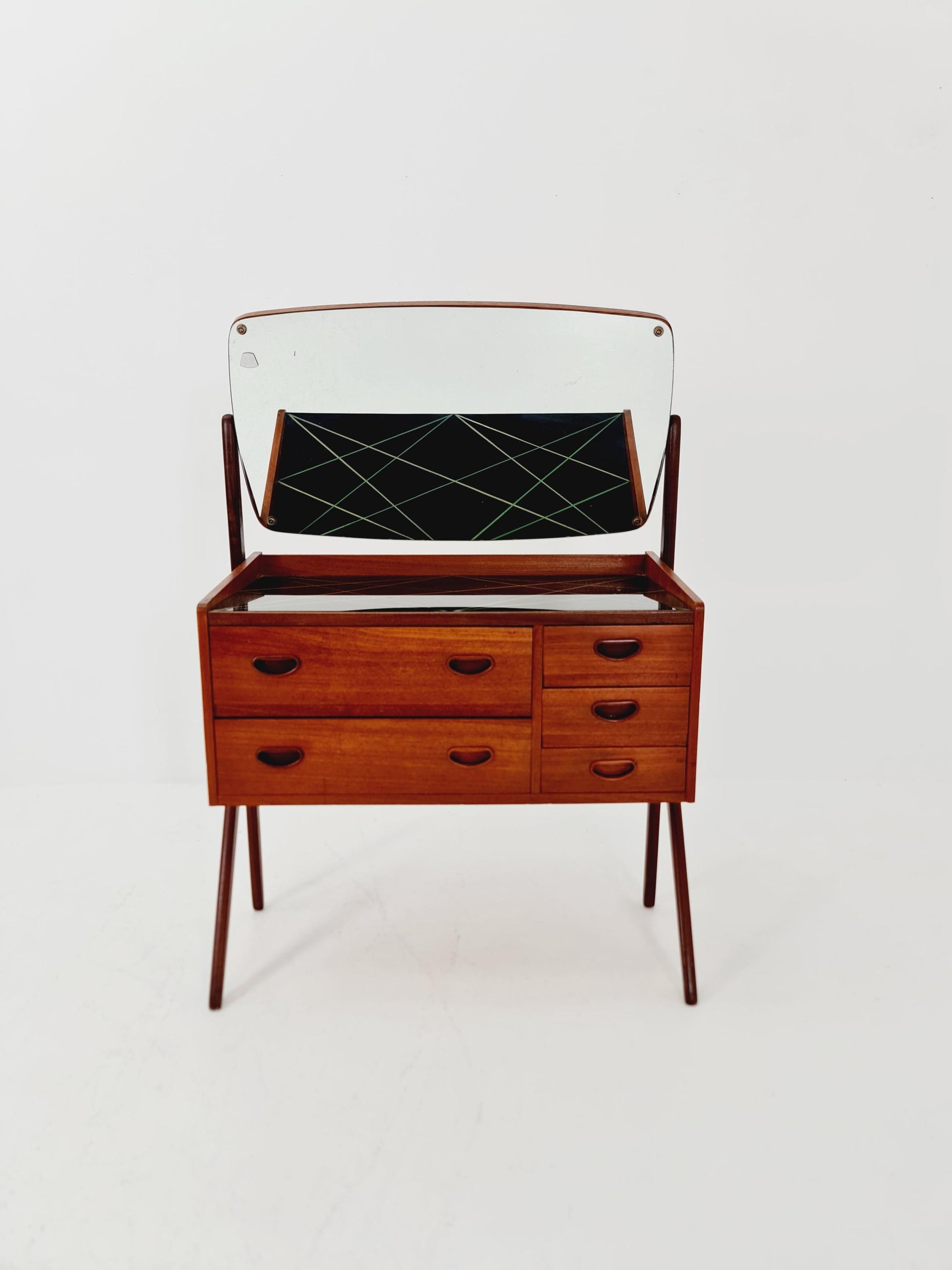 Rare Mid Century Modern Danish Teak vanity table/ make up table by G&T, 1960
