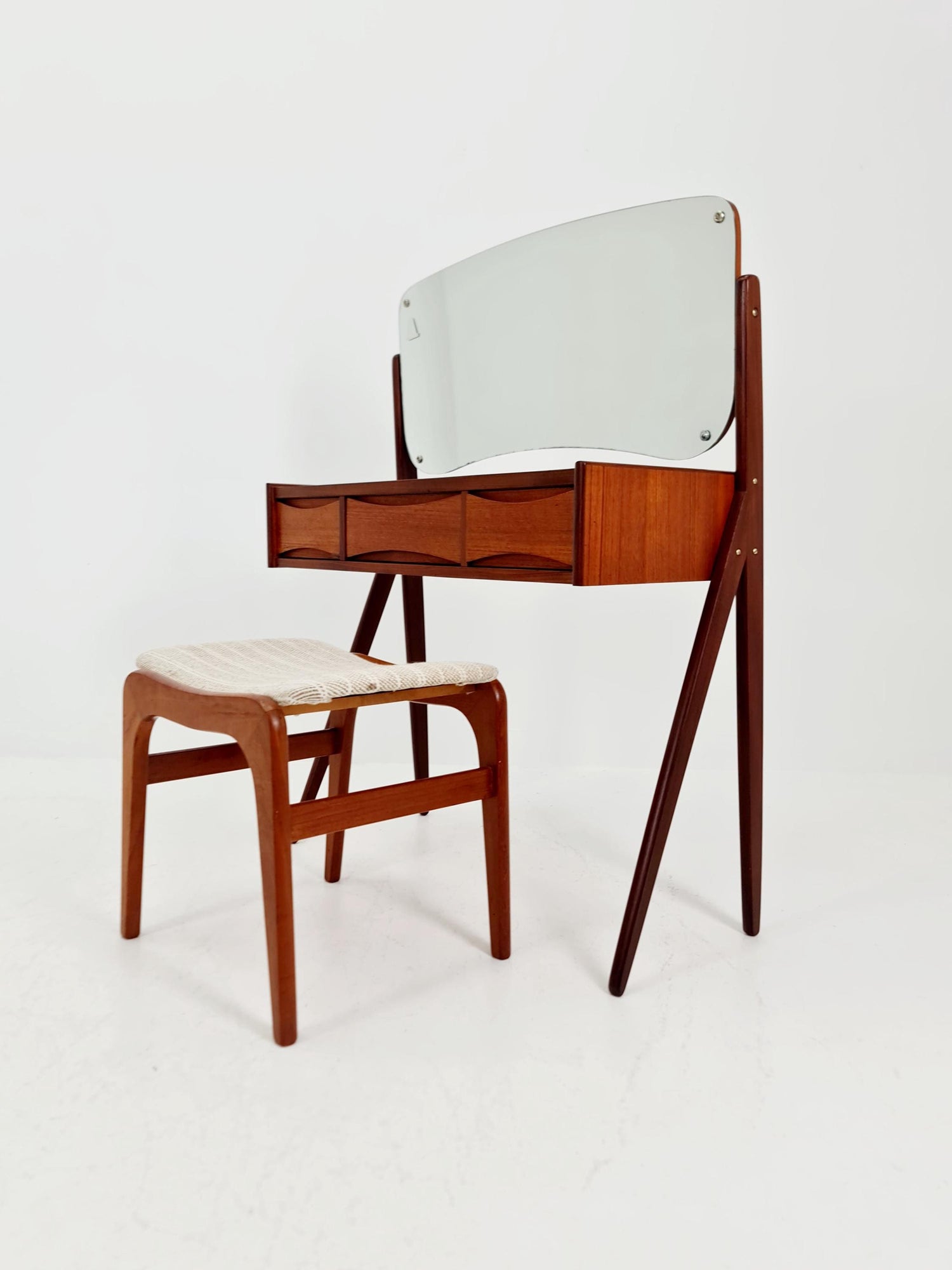 Rare Mid Century Modern Danish Teak vanity table/ make up table by Arne Vodder for Olholm , 1960