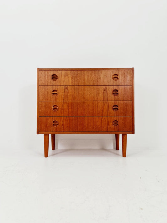 Midcentury danish design chest of drawers / drawer dresser /4 drawers cabinet 1960s