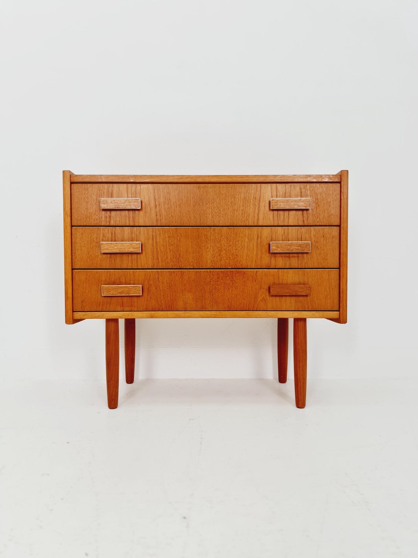 Midcentury danish drawer dresser /3 drawers By Ejsing Möbelfabrik A/S 1960s