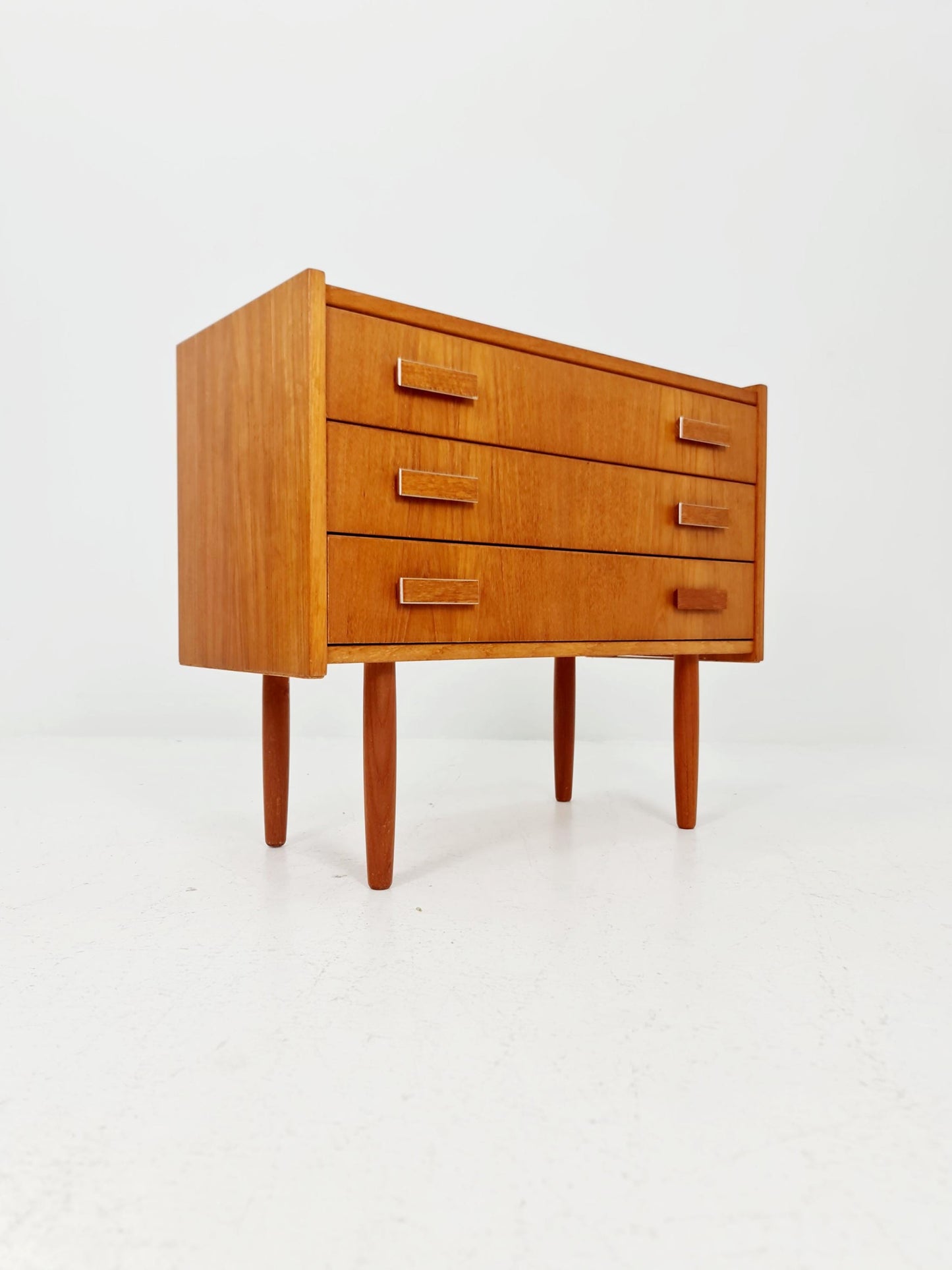Midcentury danish drawer dresser /3 drawers By Ejsing Möbelfabrik A/S 1960s