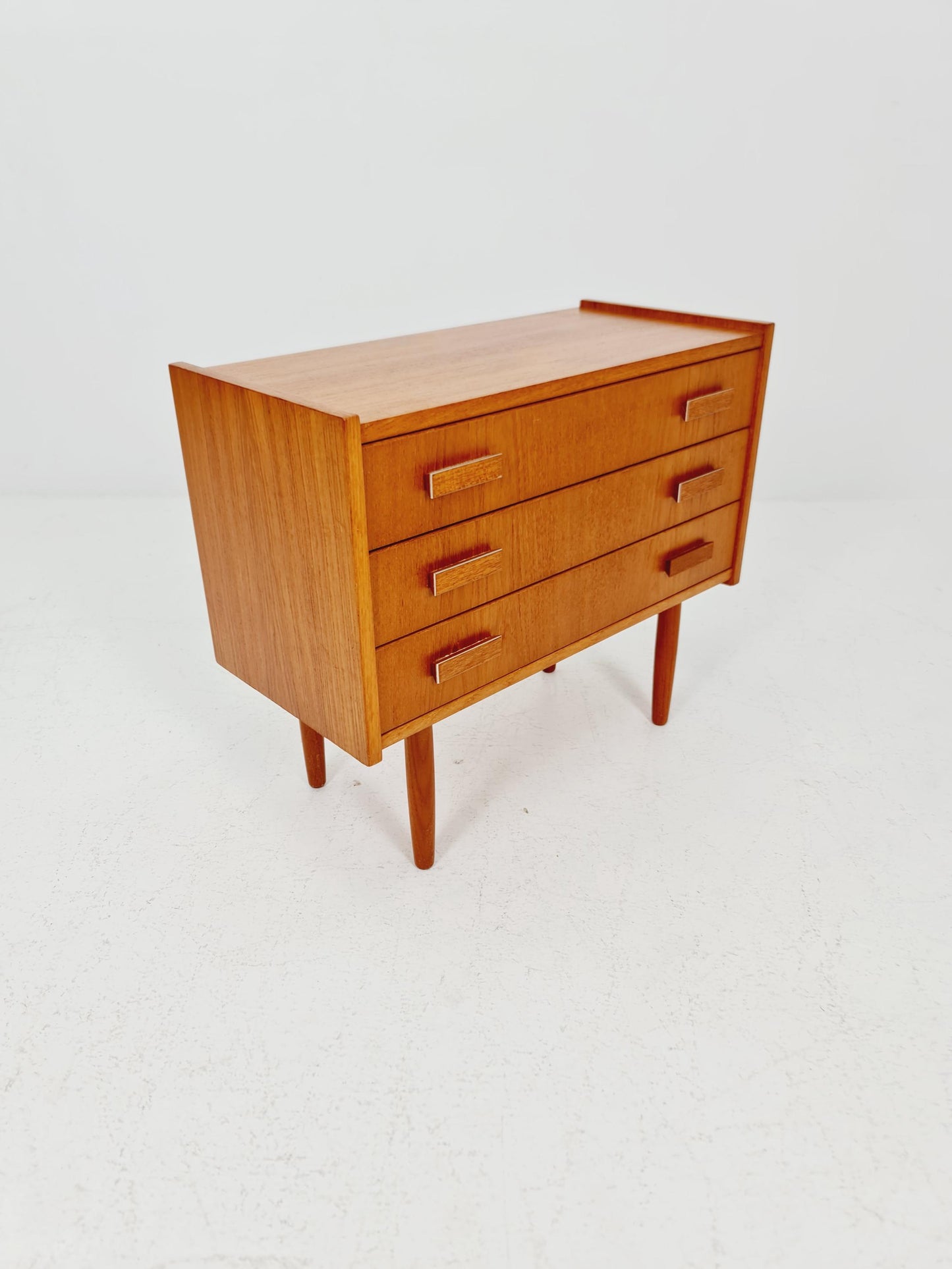 Midcentury danish drawer dresser /3 drawers By Ejsing Möbelfabrik A/S 1960s