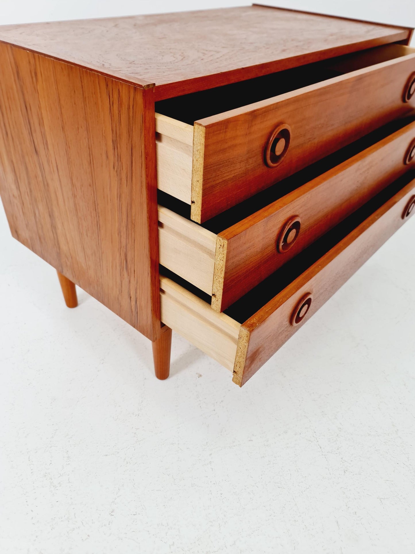 Midcentury danish design chest of drawers / drawer dresser /3 drawers cabinet, 1960s