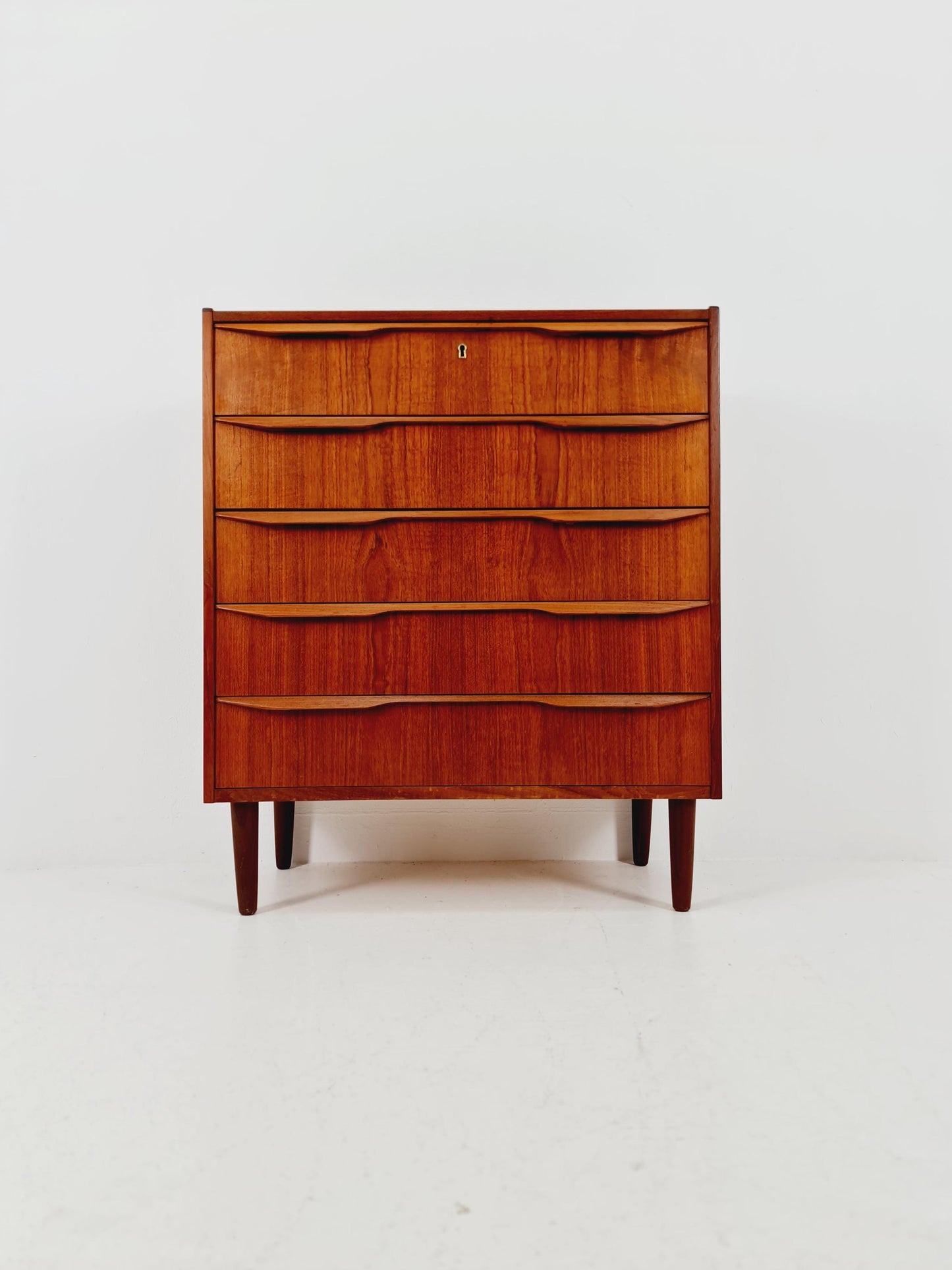 Midcentury danish design chest of drawers / drawer dresser /5 drawers cabinet By Ejsing Möbelfabrik 1960s