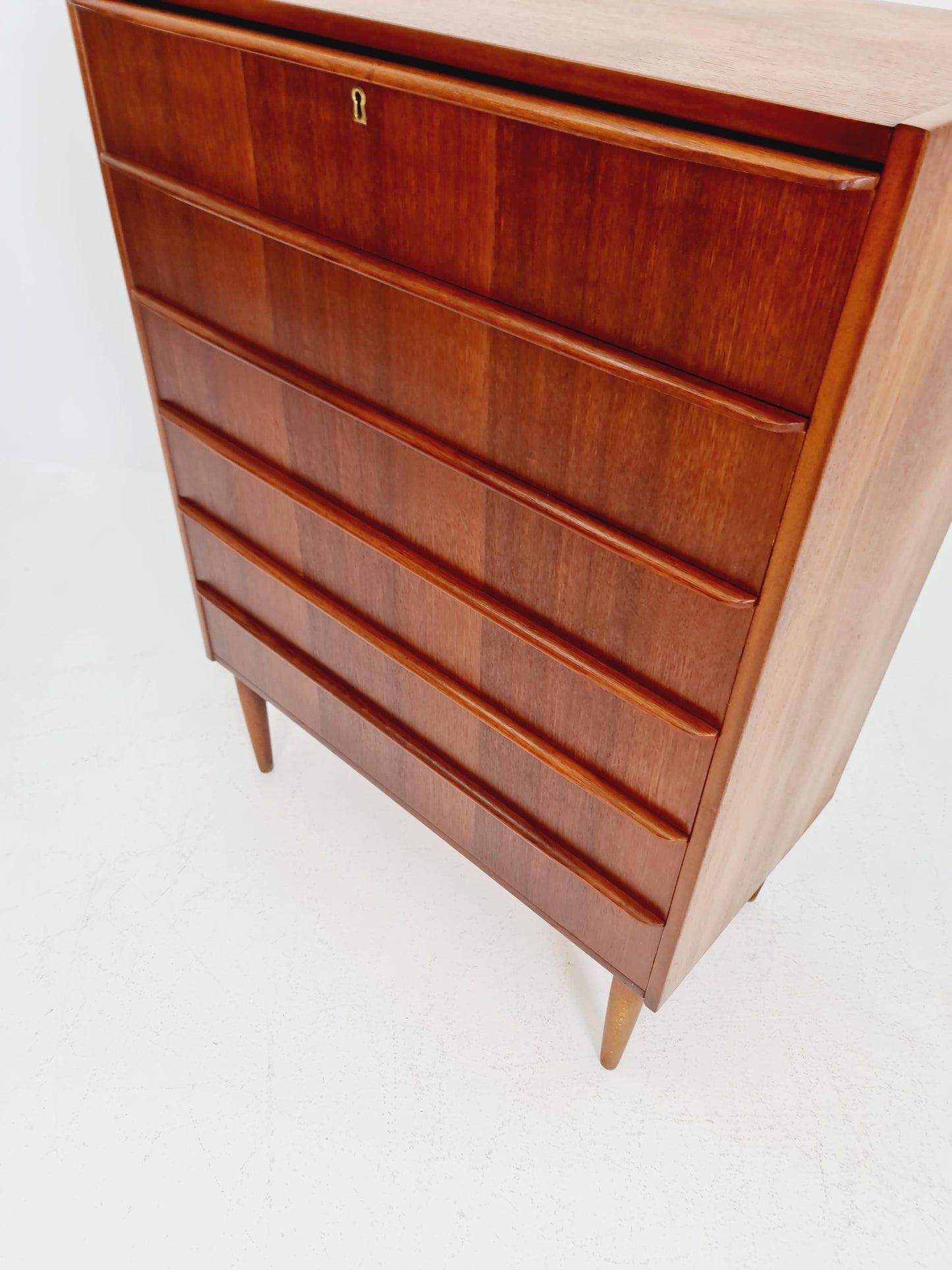 Midcentury danish design chest of drawers / drawer dresser /6 drawers cabinet By Ejsing Möbelfabrik 1960s