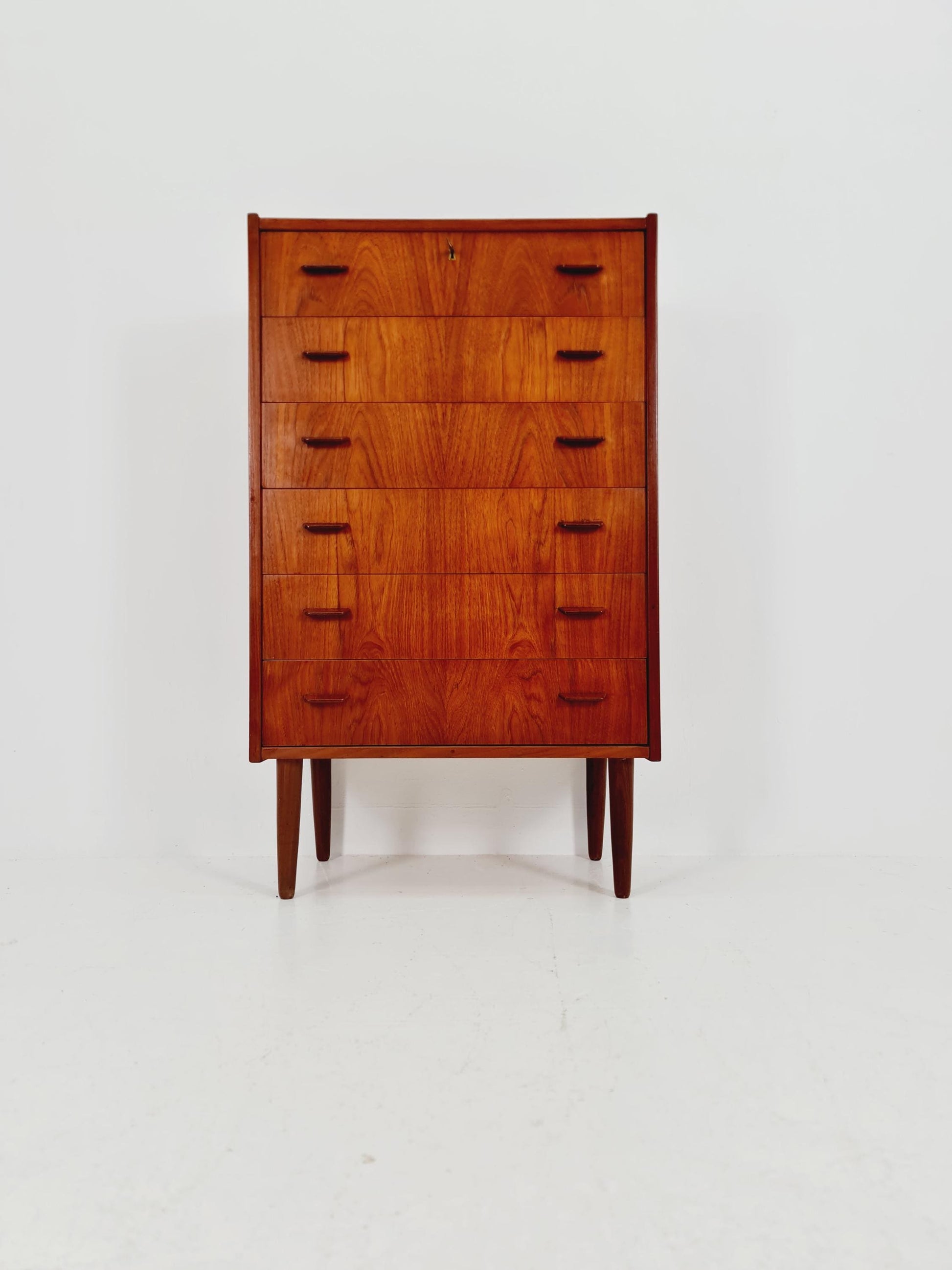 Midcentury danish design chest of drawers / drawer dresser /6 drawers cabinet By Ejsing Möbelfabrik 1960s