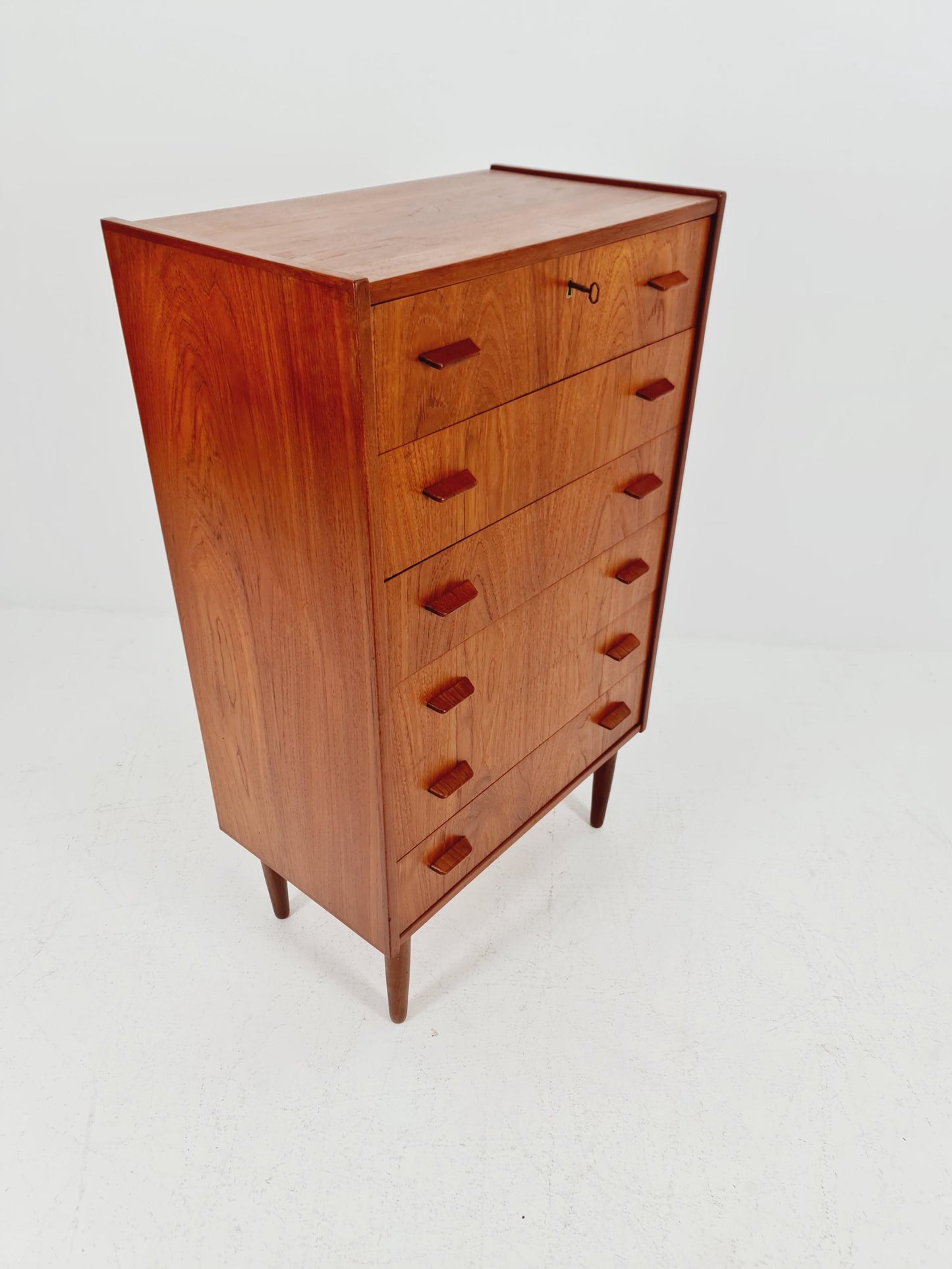 Midcentury danish design chest of drawers / drawer dresser /6 drawers cabinet By Ejsing Möbelfabrik 1960s