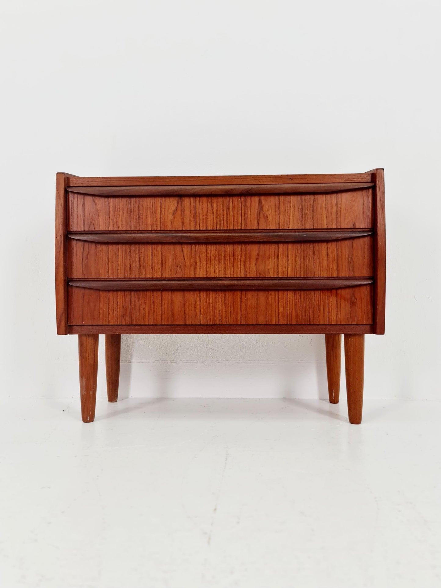 Midcentury danish drawer dresser /3 drawers 1960s