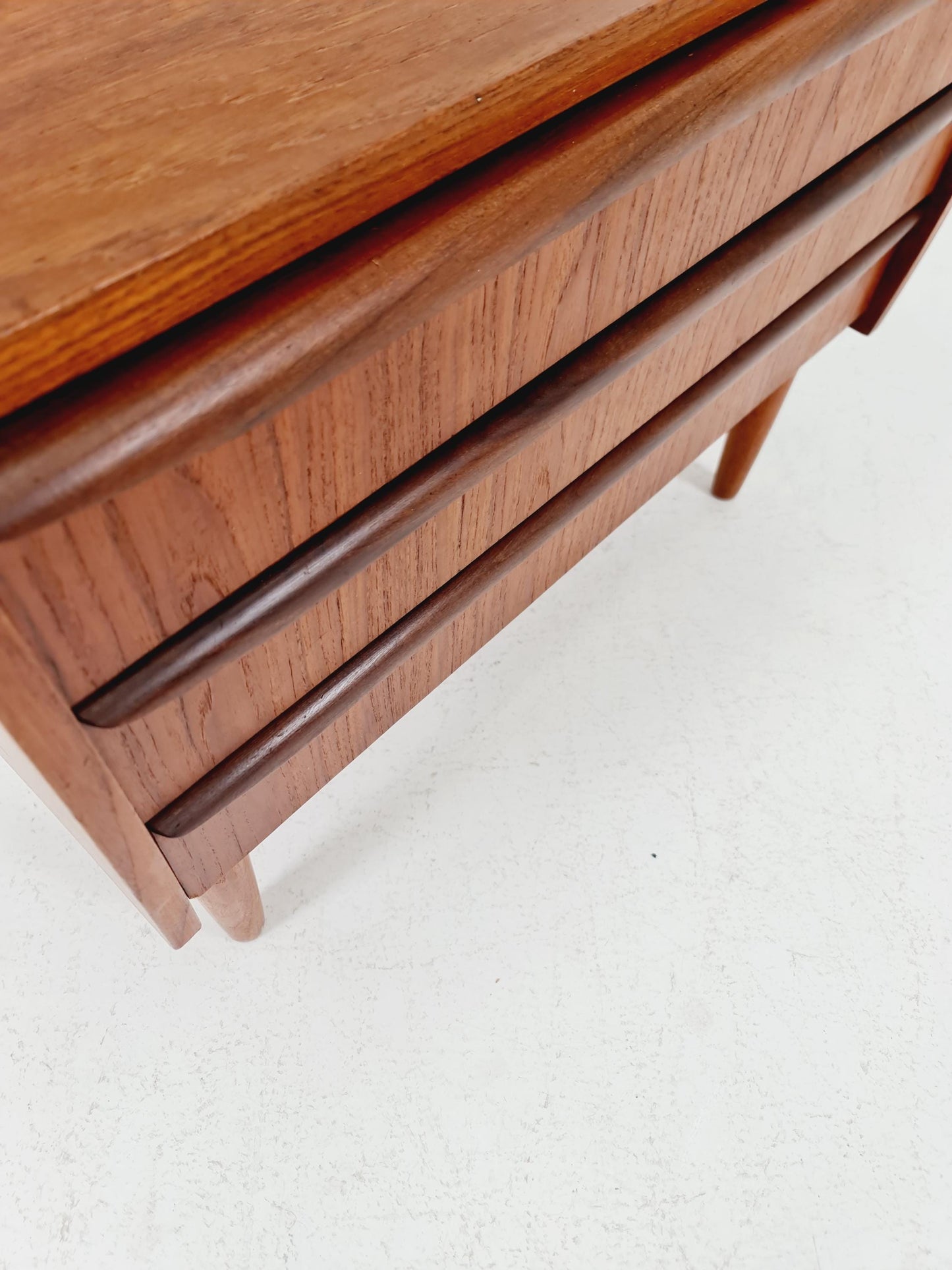 Midcentury danish drawer dresser /3 drawers 1960s