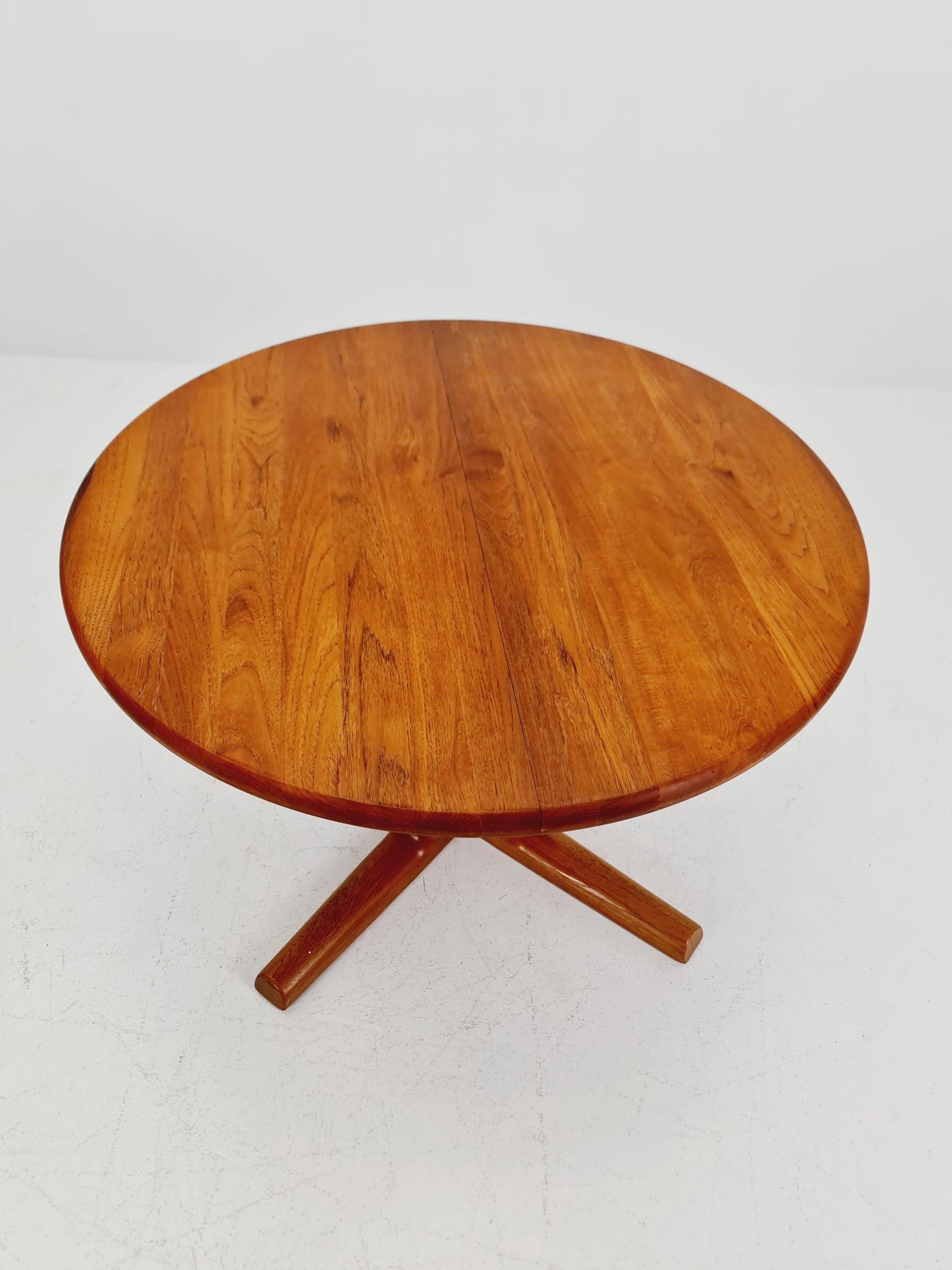Mid century extendable Danish Modern Solid Teak XXL dining table by Dyrlund MöbelFabrik , 1970s