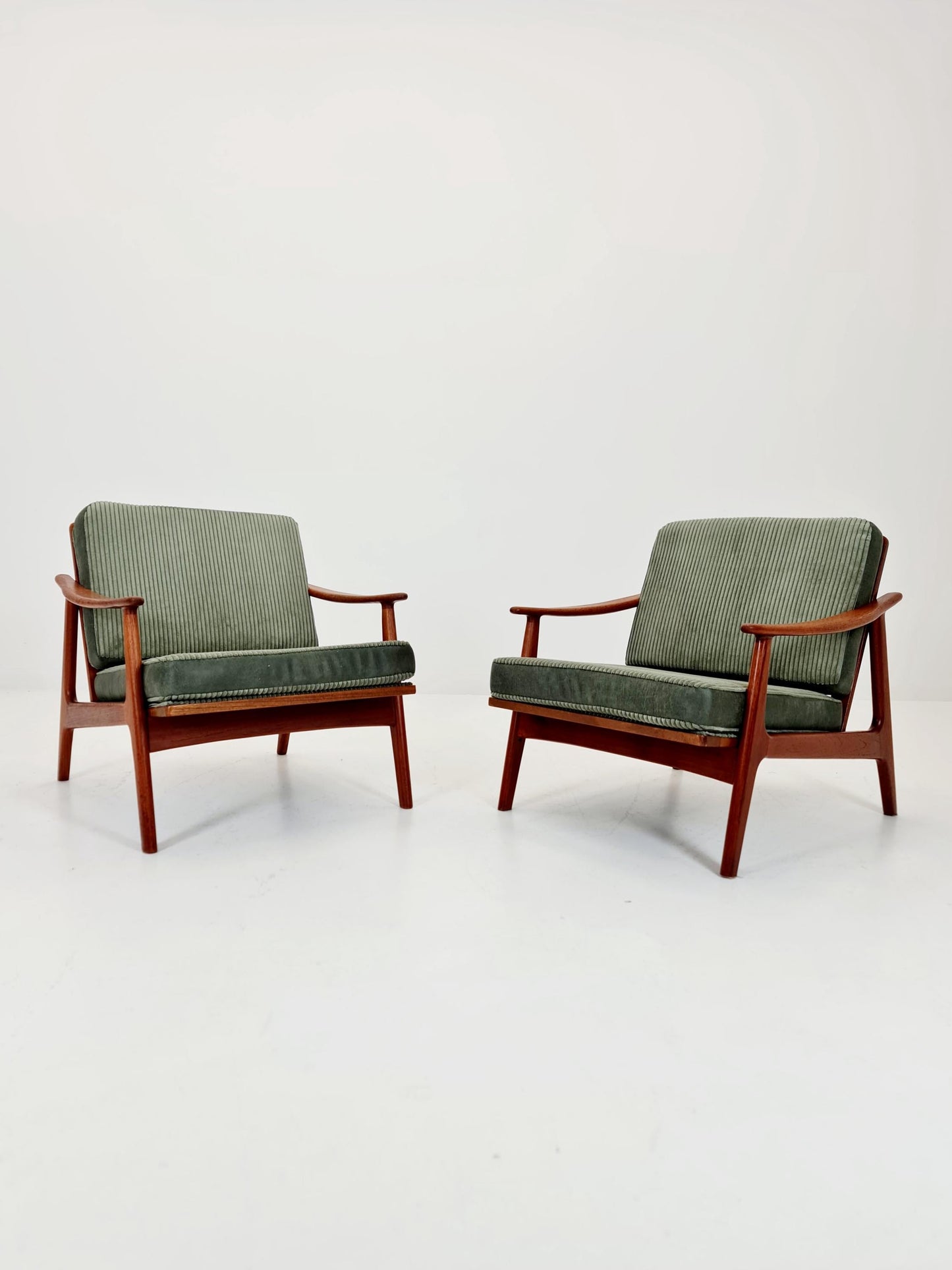Mid century easy lounge chairs Denmark 1960s, Set of 2