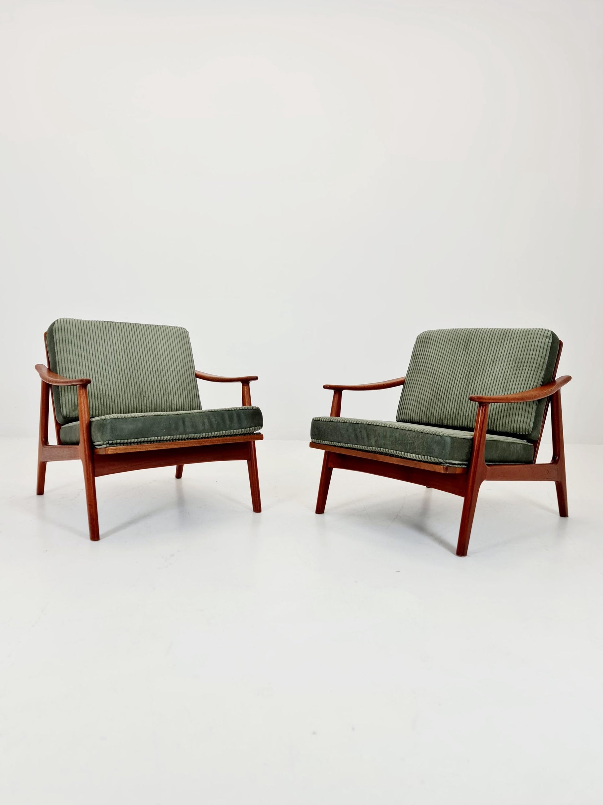 Mid century easy lounge chairs Denmark 1960s, Set of 2