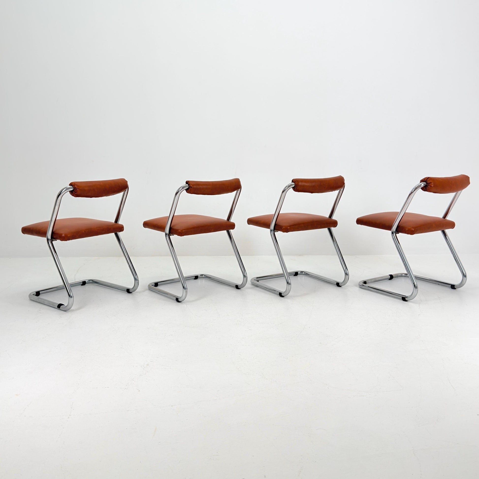 Rare Set of 4 Mid-Century Modern Italian Dining Chairs by Giotto Stoppino, 1980s