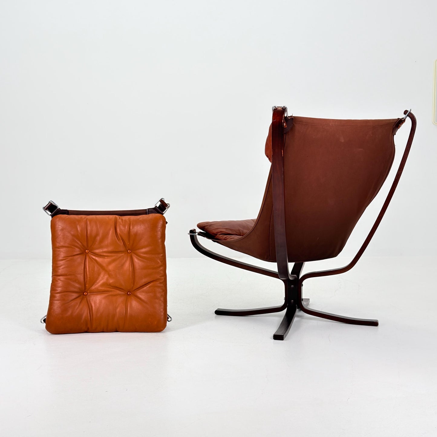 Mid century Falcon Lounge chair and footstool by Sigurd Ressell for Vatne Møbler, 1970s, set of 2