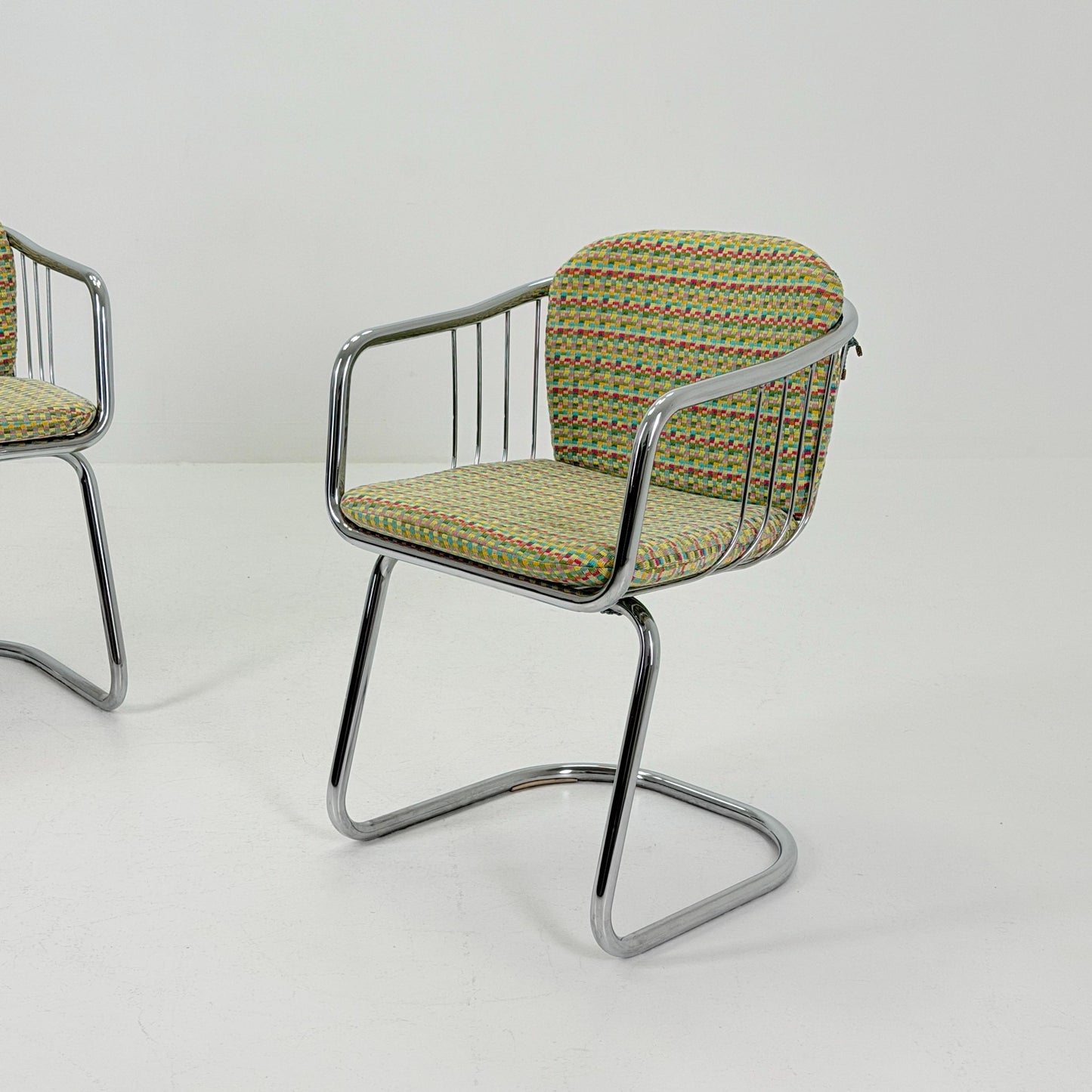Set of 2 Mid-Century Dining Armchairs by Gastone Rinaldi – Chrome Frame, Green & Red Retro Upholstery, Italy 1970s